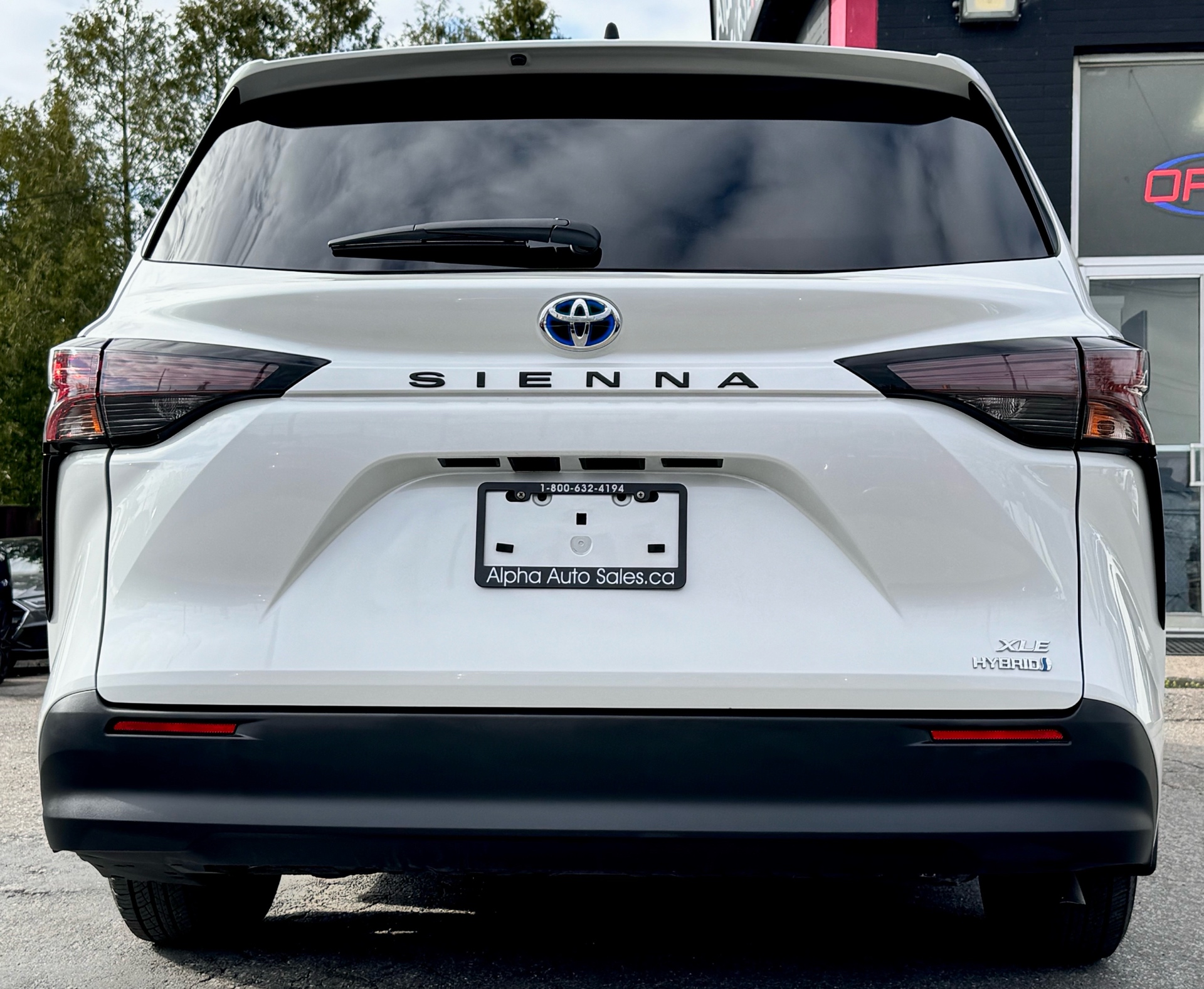 /alphaautosales/2024-Toyota-Sienna-9528303278791859.jpg