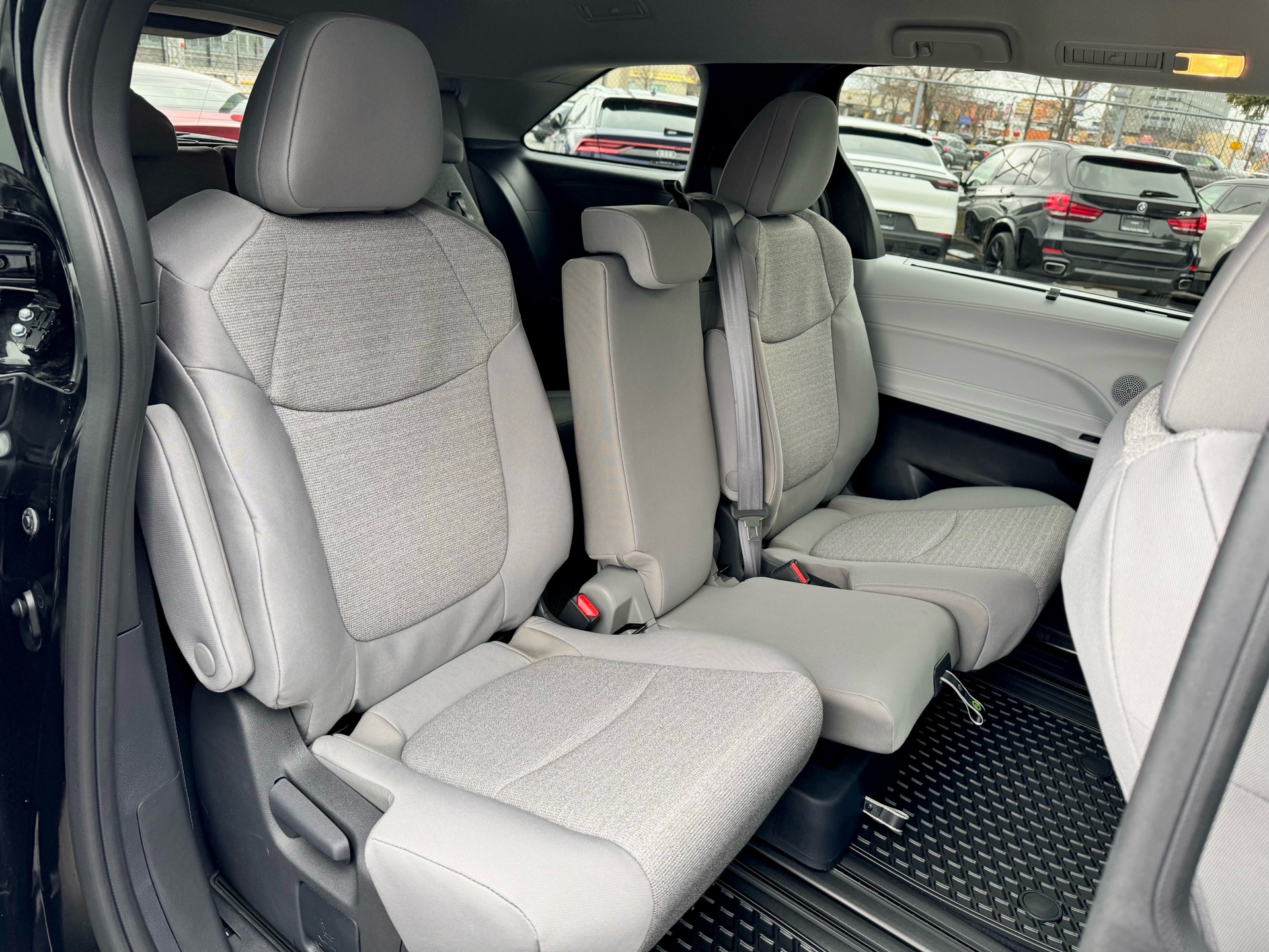 /alphaautosales/2025-Toyota-Sienna-28340290261026.jpg