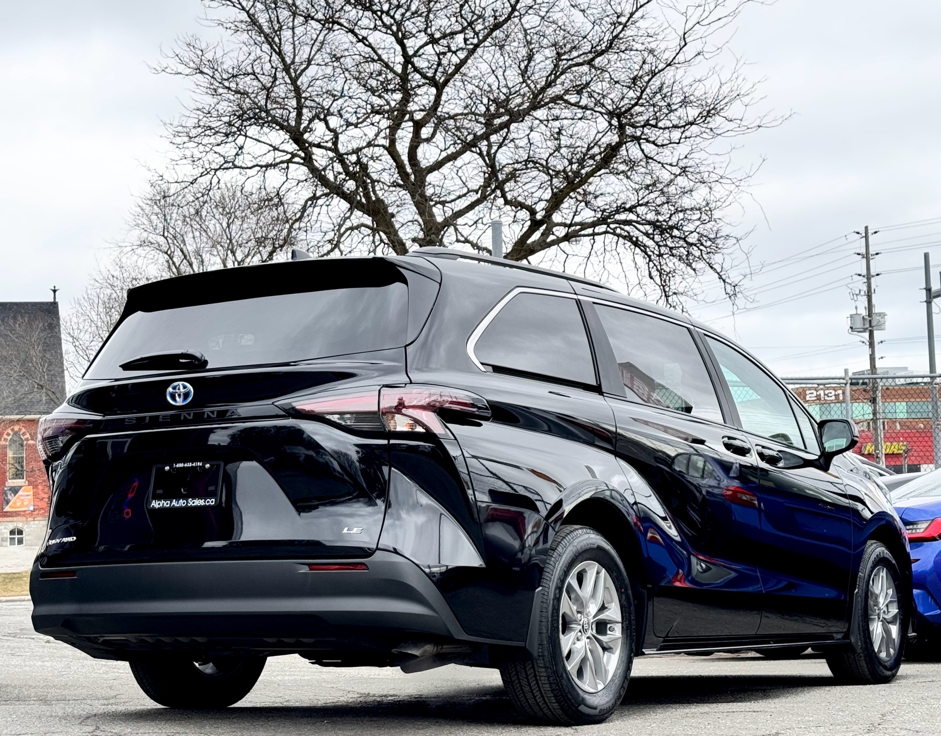 /alphaautosales/2025-Toyota-Sienna-49255371240437595.jpg