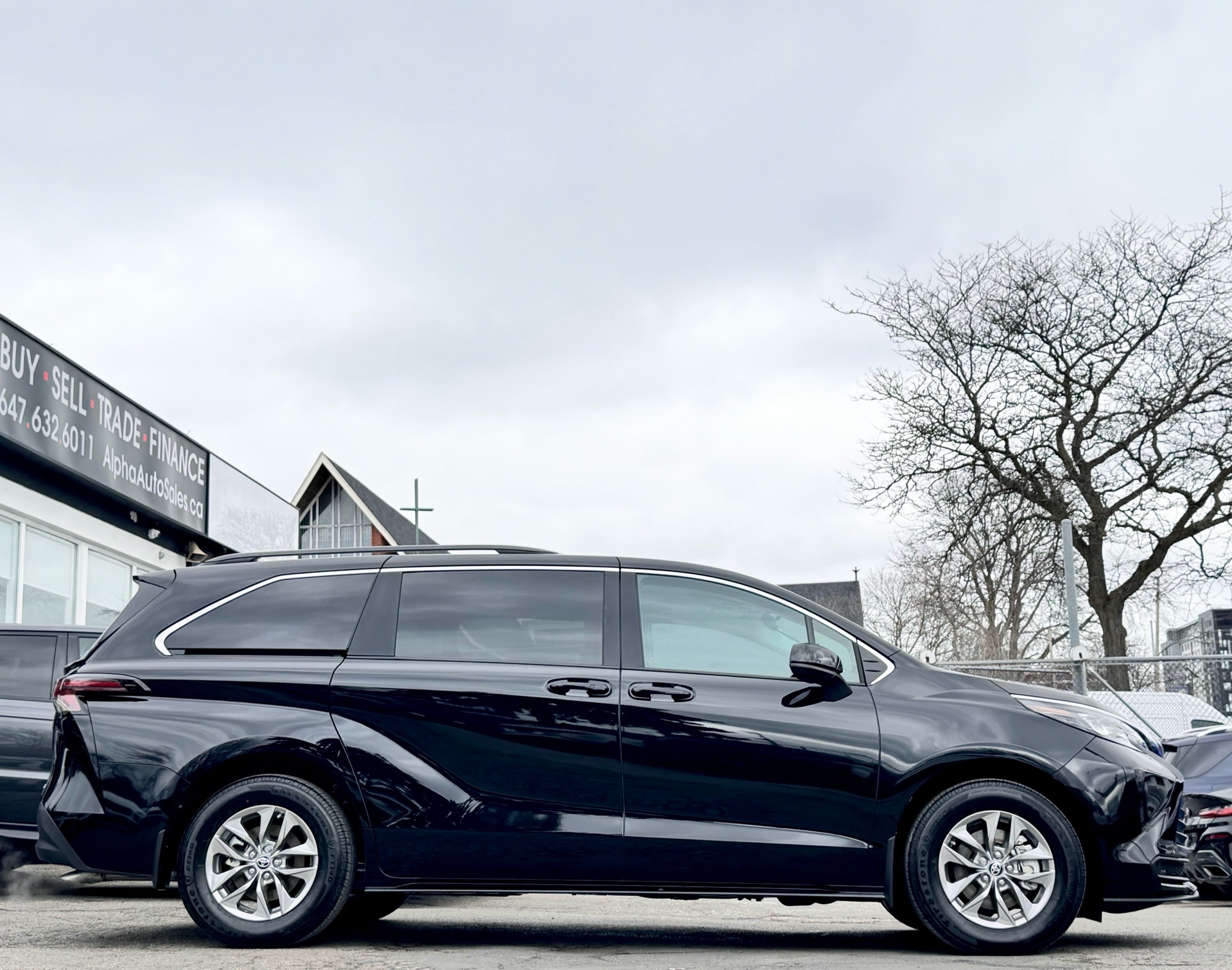 /alphaautosales/2025-Toyota-Sienna-5593401648733878.jpg