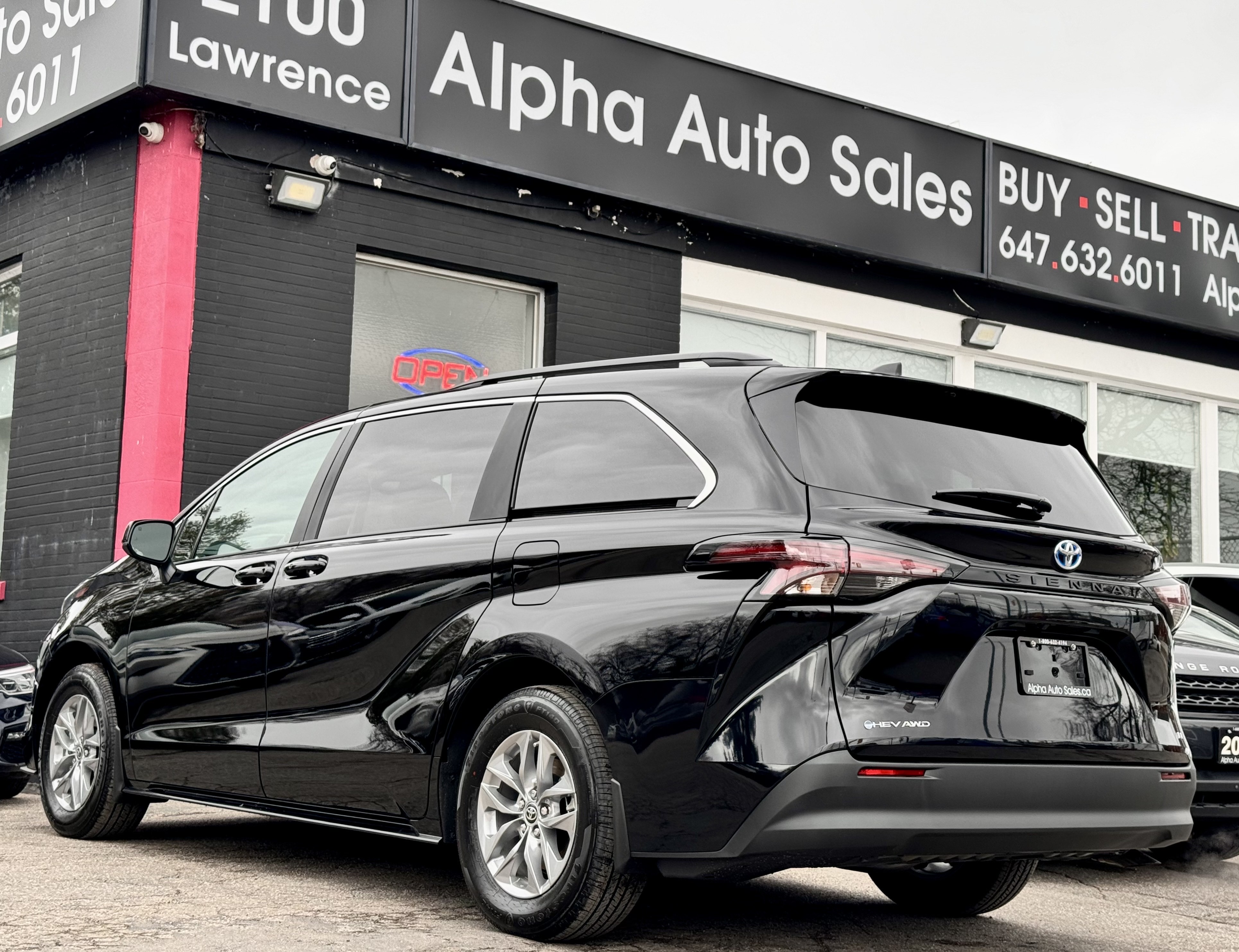 /alphaautosales/2025-Toyota-Sienna-7043590644518363.jpg