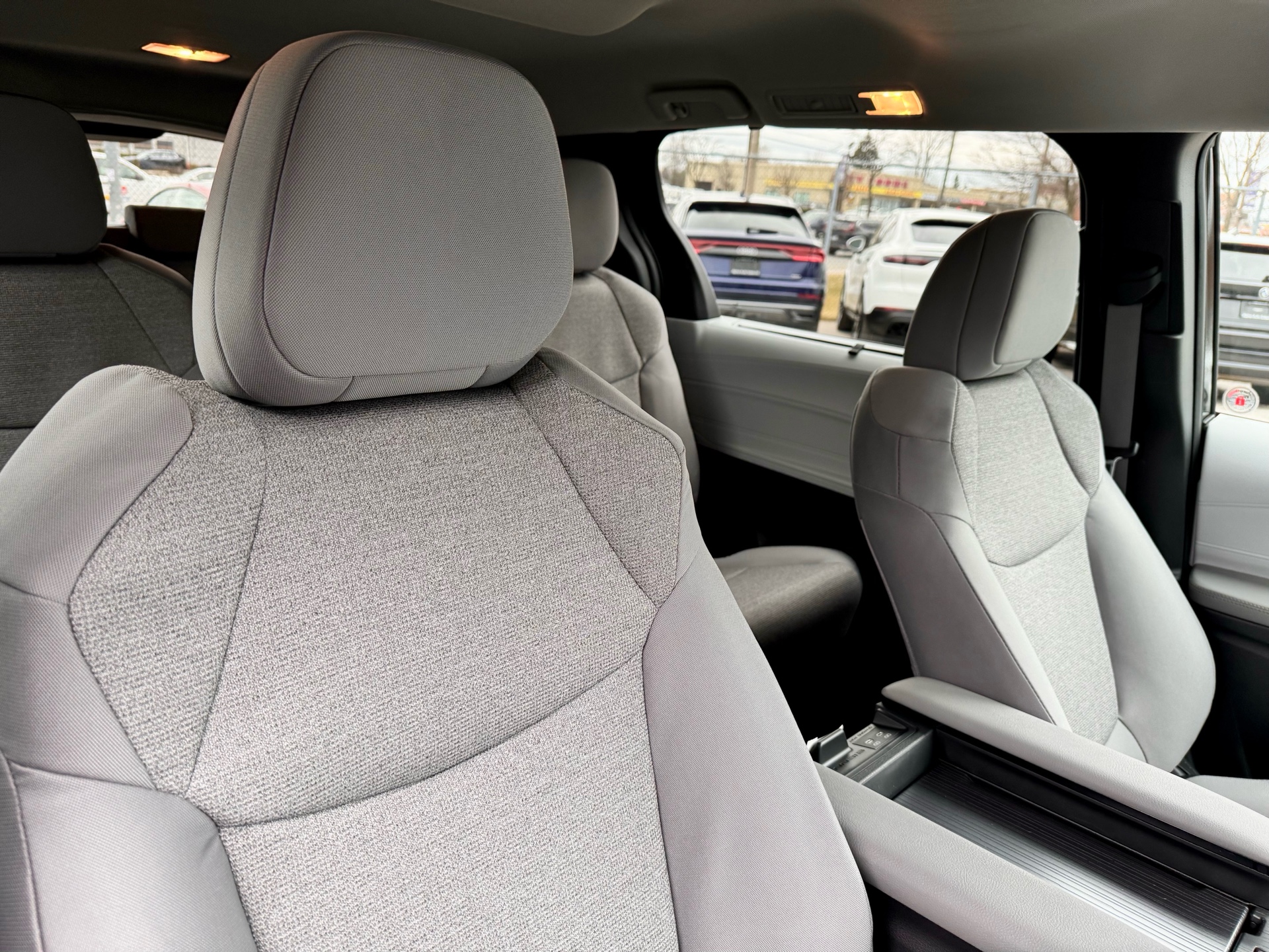/alphaautosales/2025-Toyota-Sienna-8316929884735036.jpg