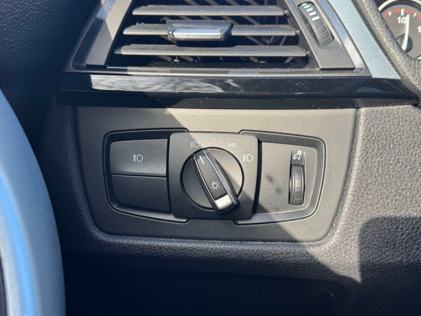 /anycarmotor/2014-BMW-3Series-03720147219780845.jpg