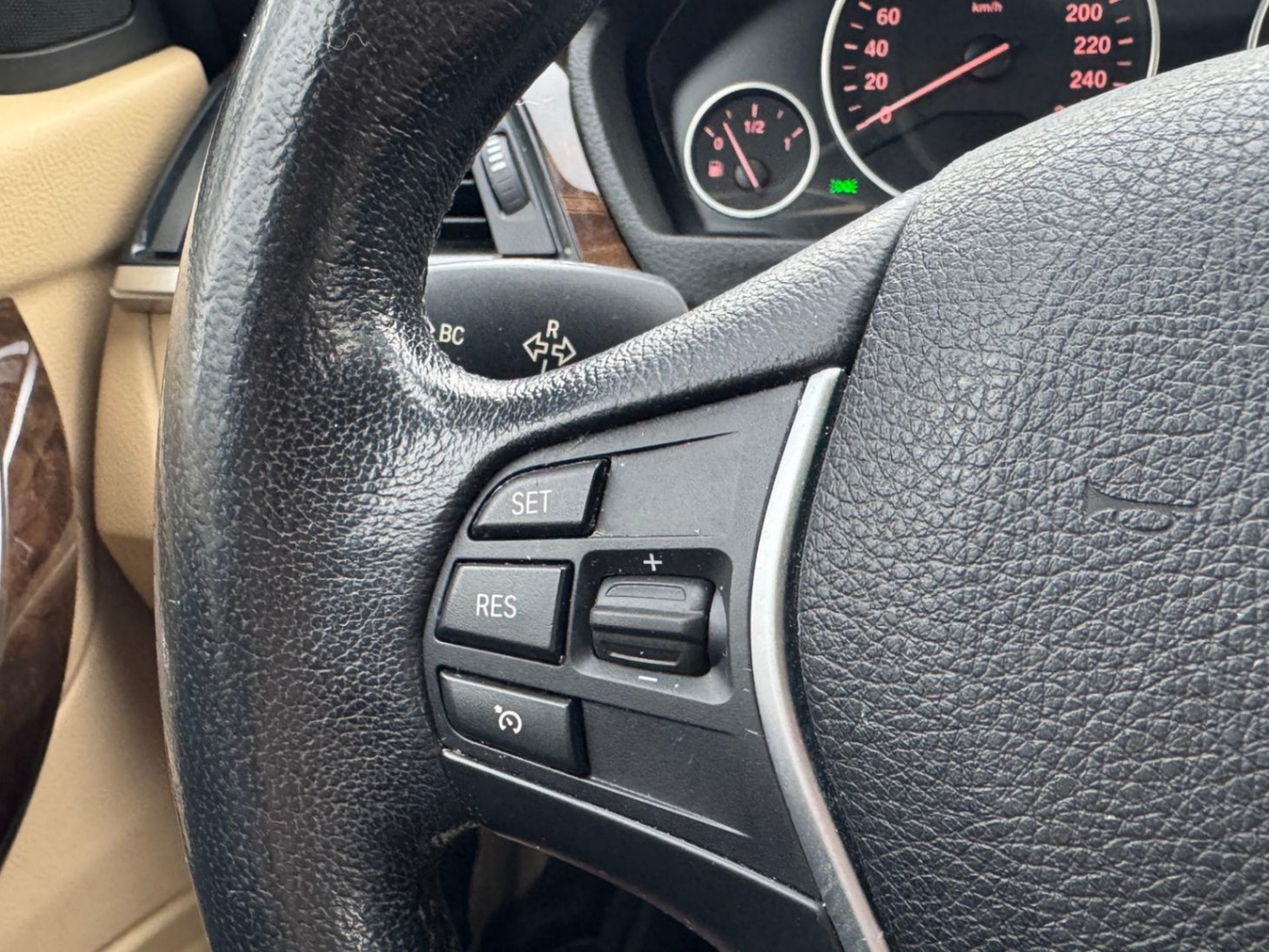 /anycarmotor/2015-BMW-3Series-04812803750029082.jpg