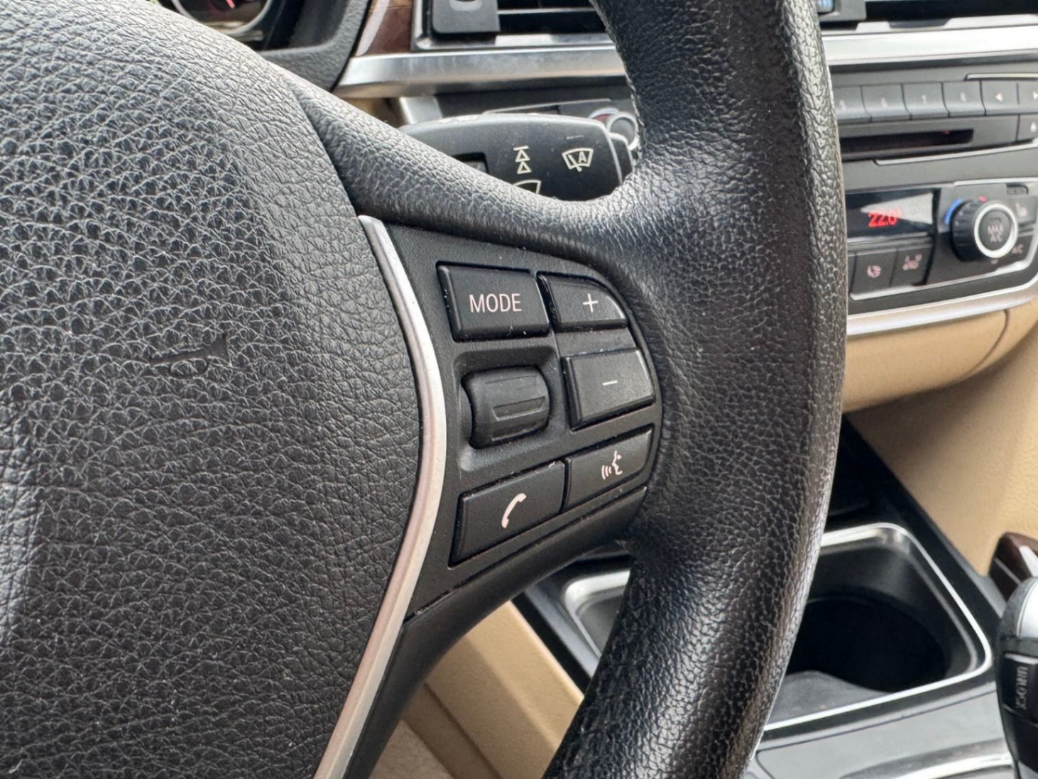 /anycarmotor/2015-BMW-3Series-2861851998062719.jpg