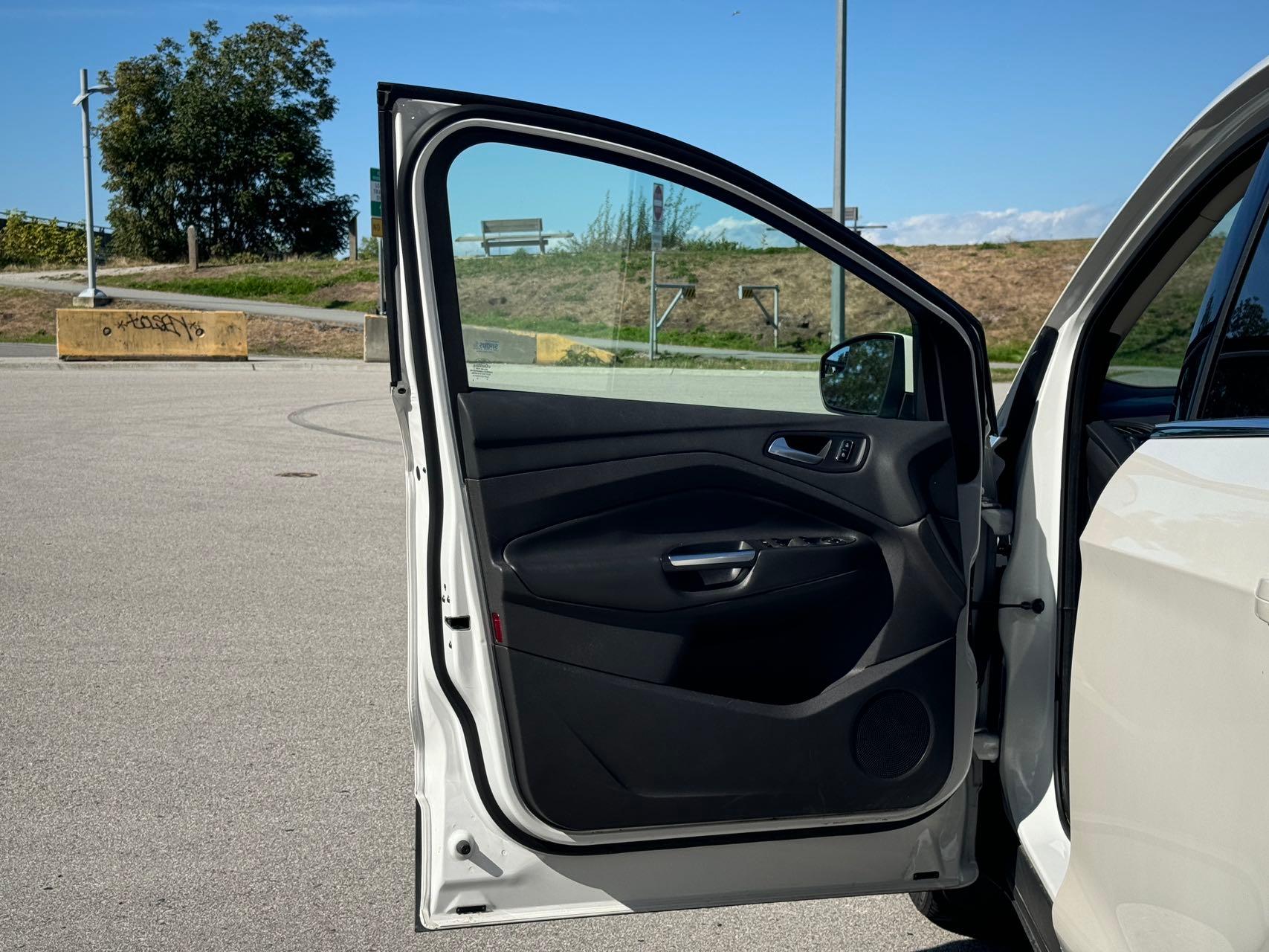 /anycarmotor/2015-Ford-Escape-14413649954552055.jpg