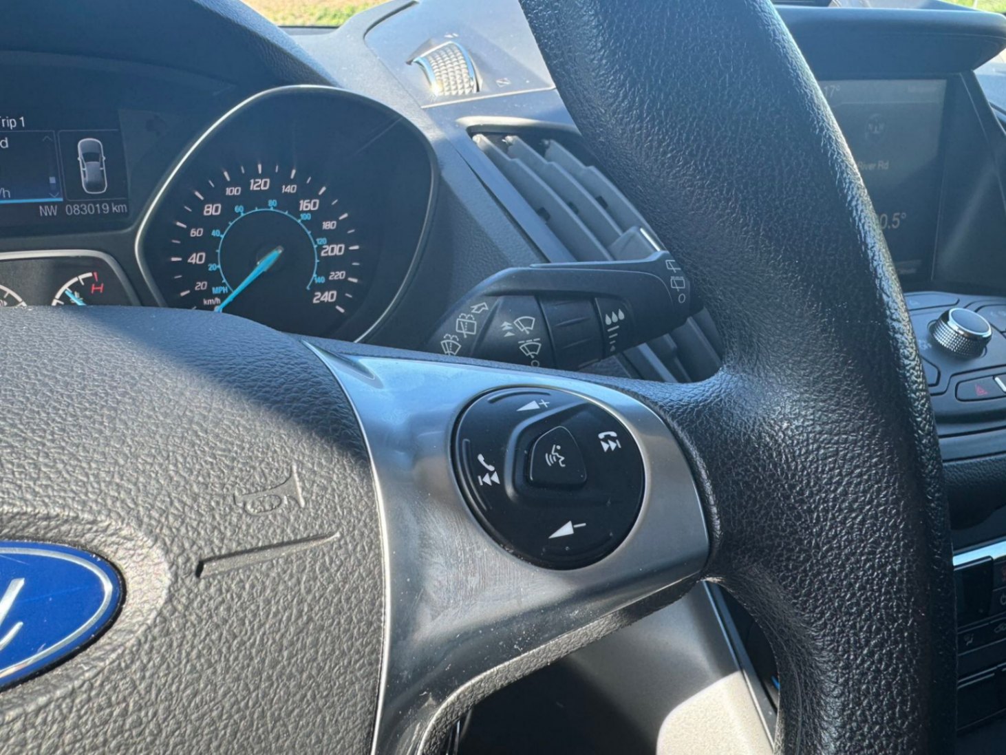 /anycarmotor/2015-Ford-Escape-8695580113034631.jpg