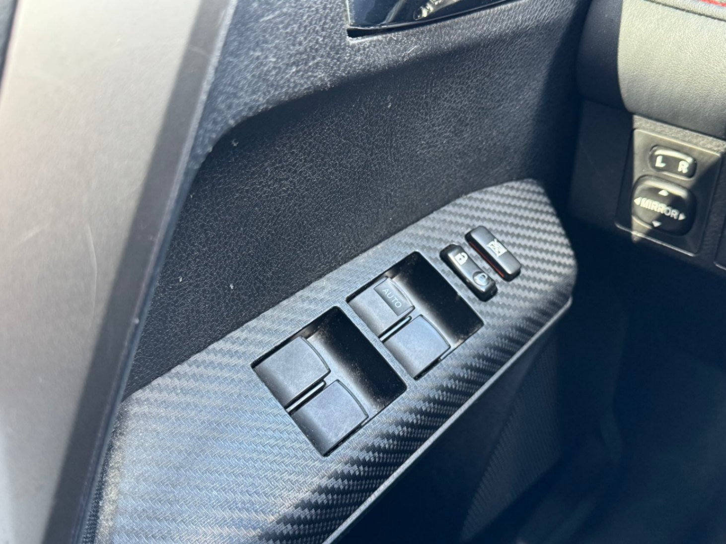 /anycarmotor/2015-Toyota-RAV4-13392734631769687.jpg