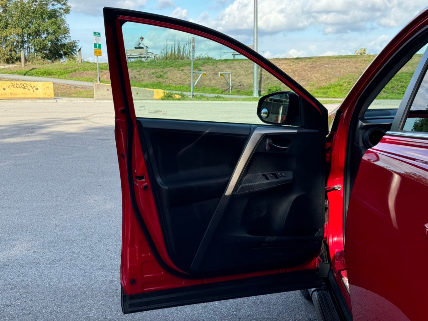/anycarmotor/2015-Toyota-RAV4-5149008081196602.jpg
