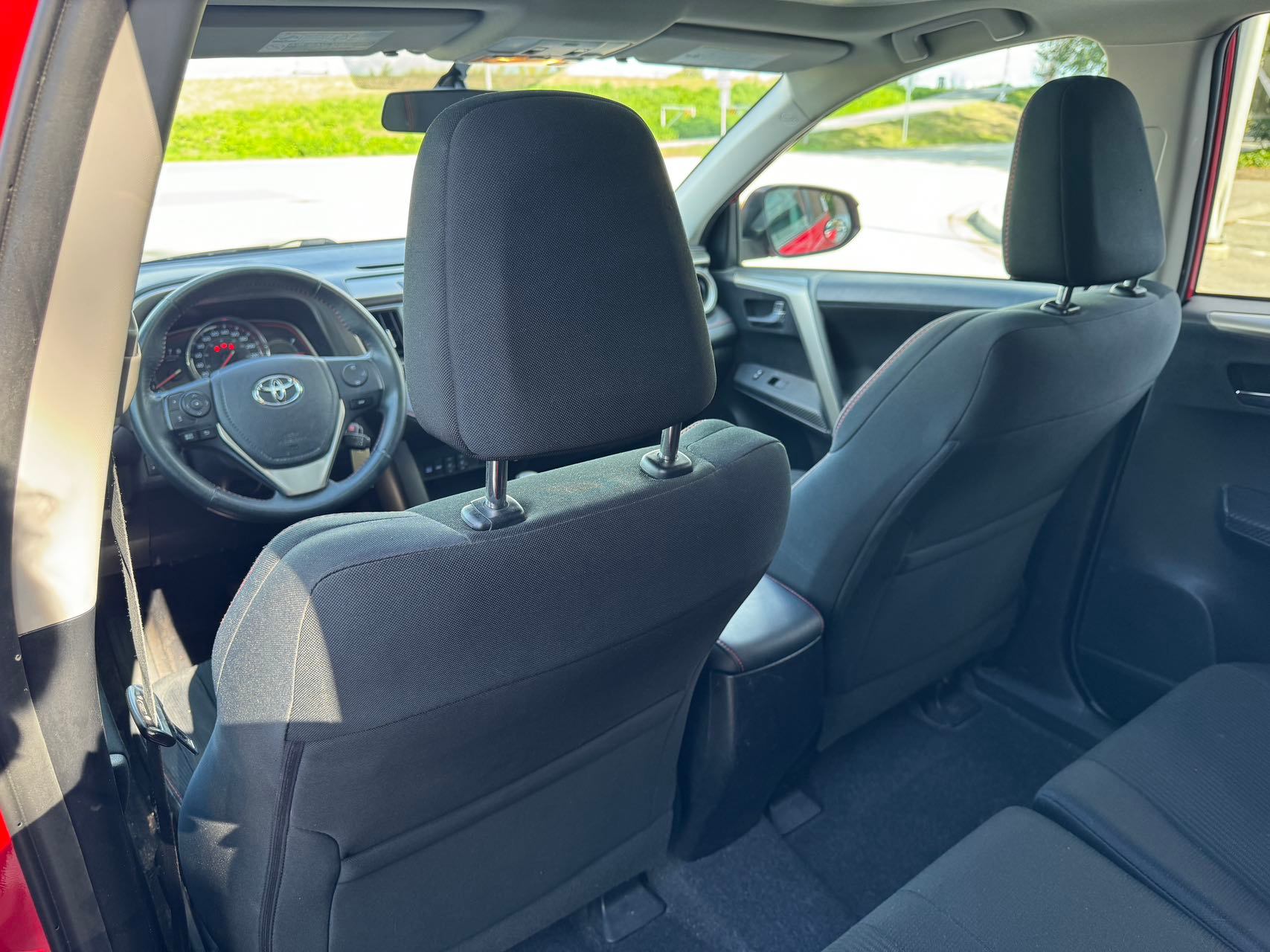 /anycarmotor/2015-Toyota-RAV4-9923975983833879.jpg