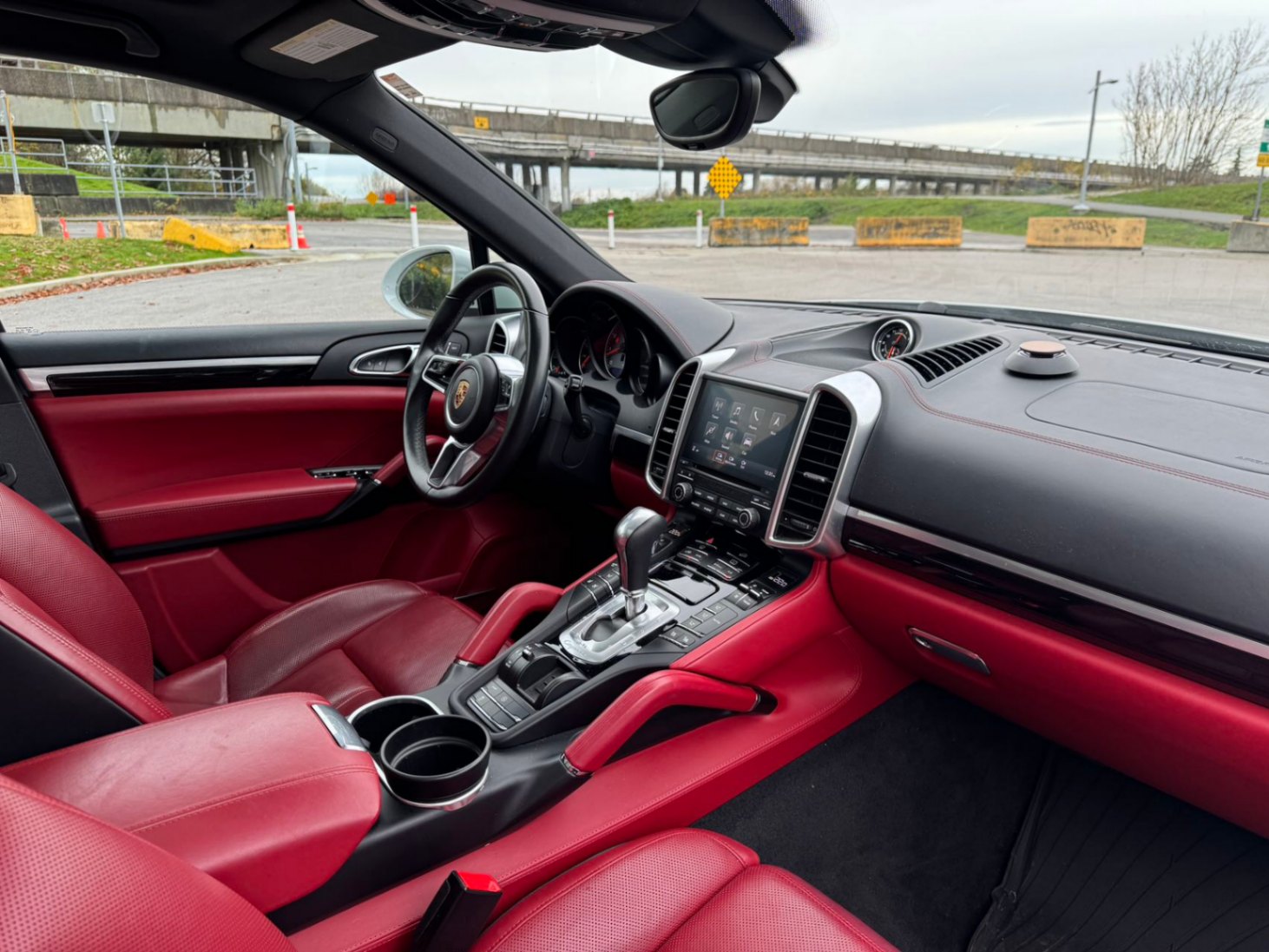 /anycarmotor/2017-Porsche-Cayenne-5726603582801639.jpg
