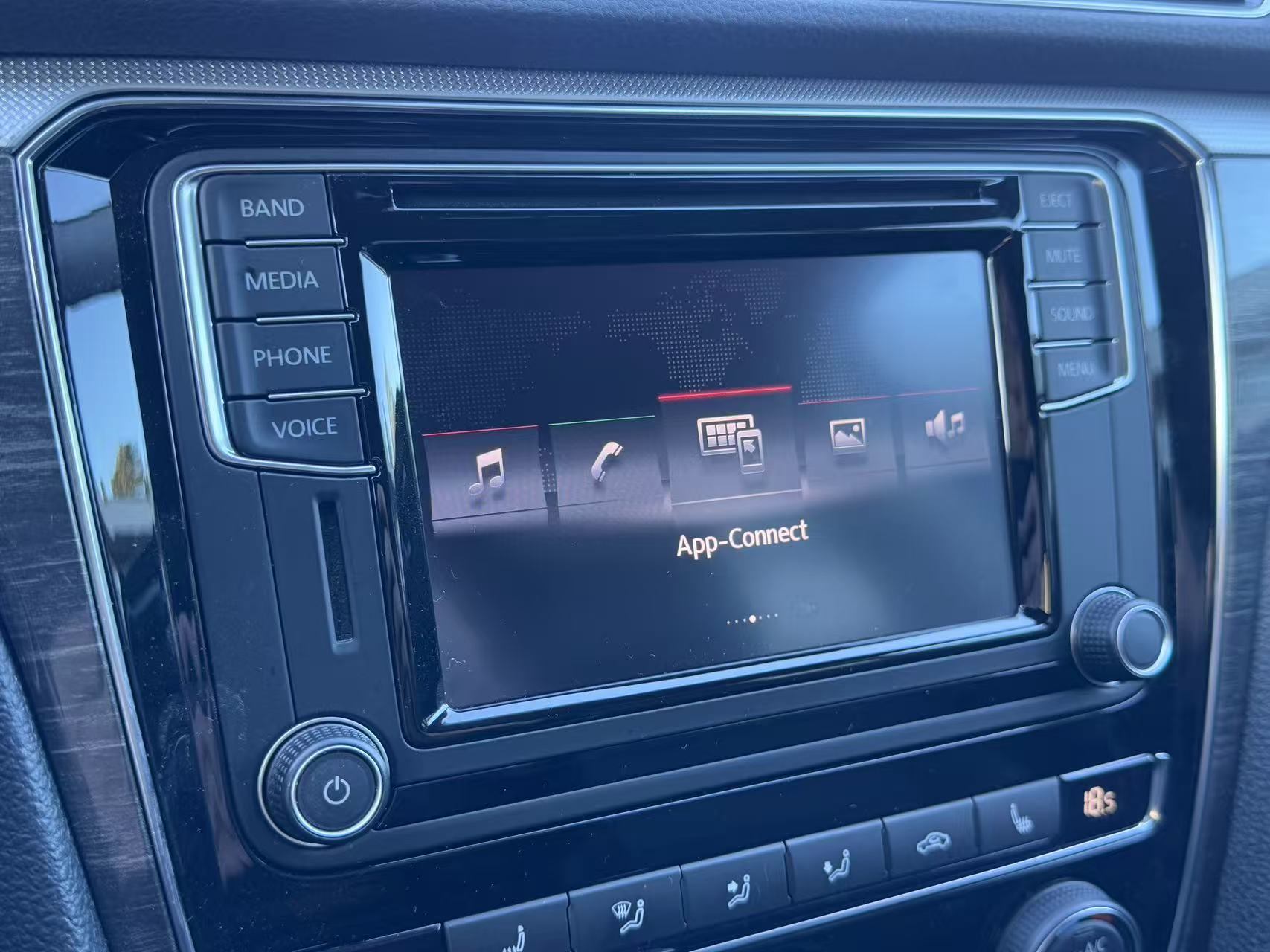 /anycarmotor/2017-Volkswagen-Passat-017029514498823506.jpg