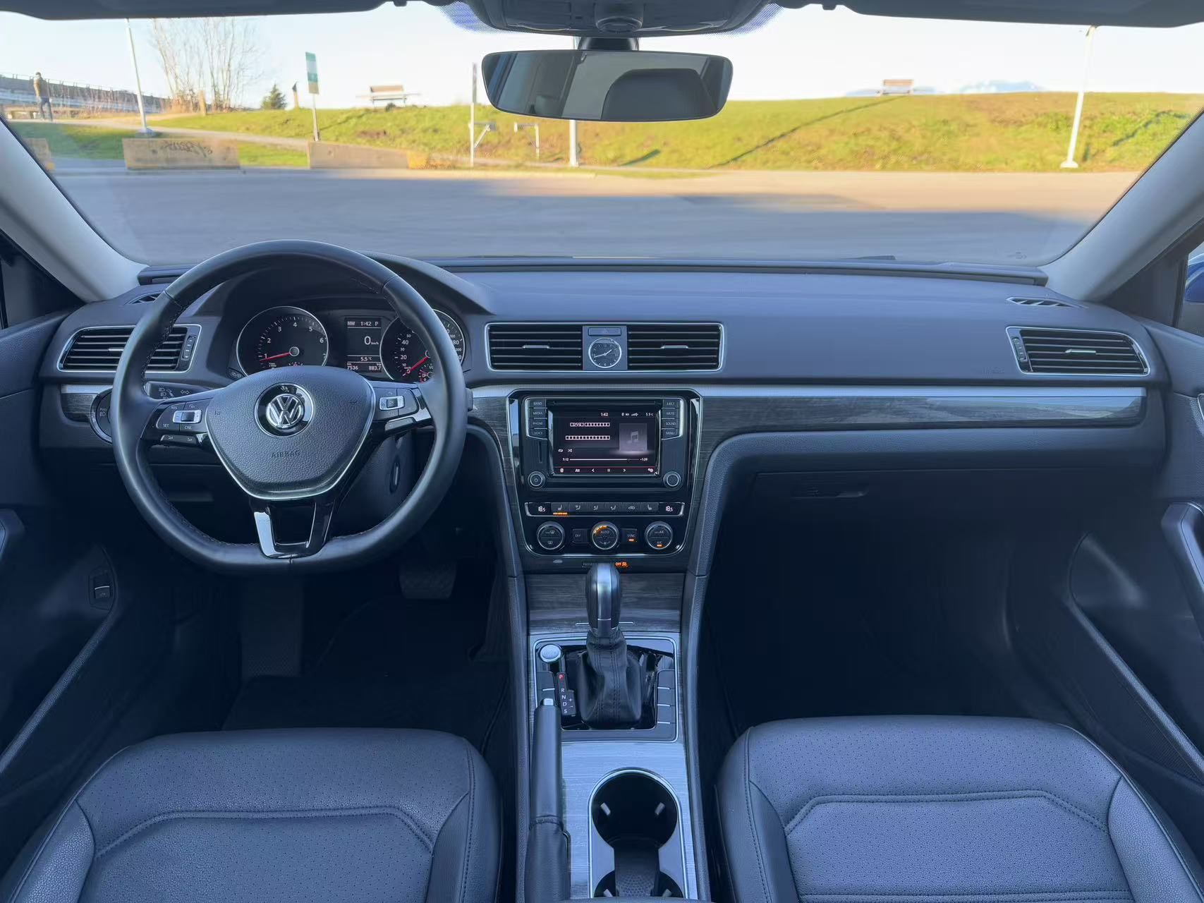 /anycarmotor/2017-Volkswagen-Passat-022912399675926842.jpg