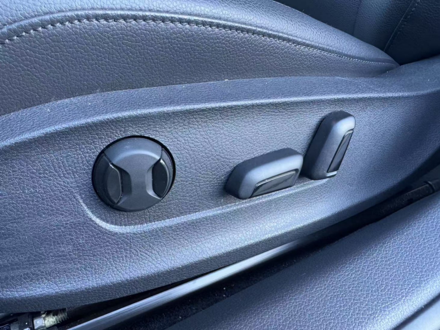 /anycarmotor/2017-Volkswagen-Passat-7766012594637868.jpg