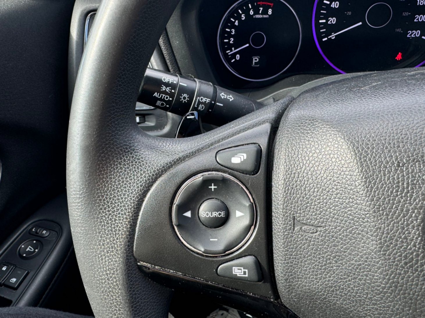 /anycarmotor/2018-Honda-HR-V-4457325287451366.jpg