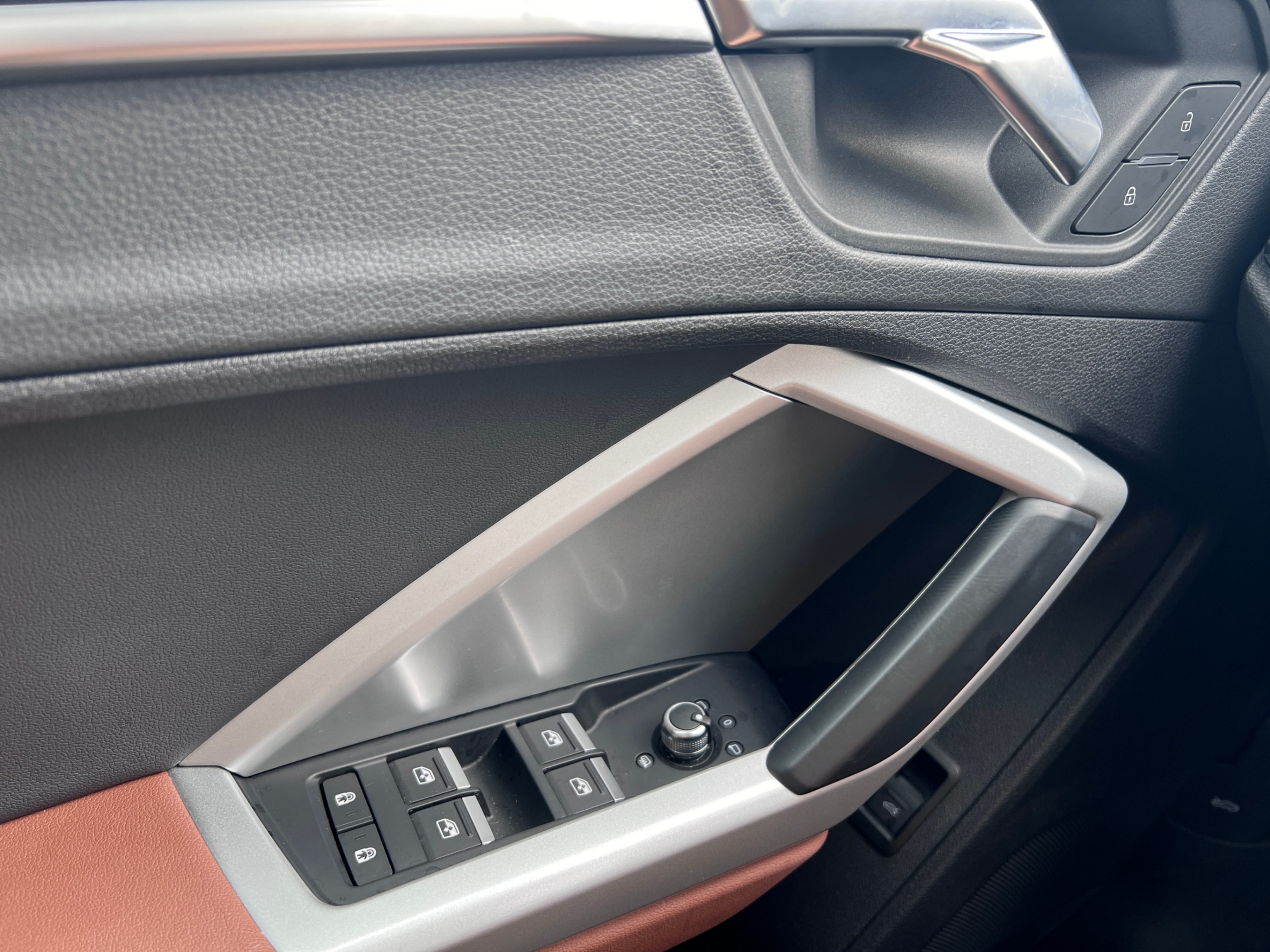 /anycarmotor/2021-Audi-Q3-16920237945136196.jpg