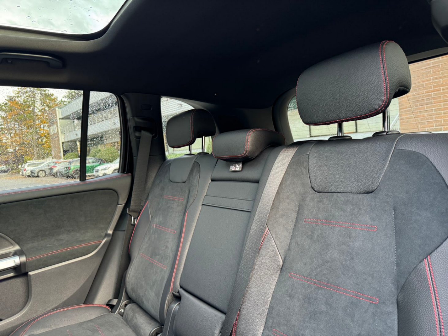 /anycarmotor/2023-Mercedes-Benz-GLB-20919267908178663.jpg