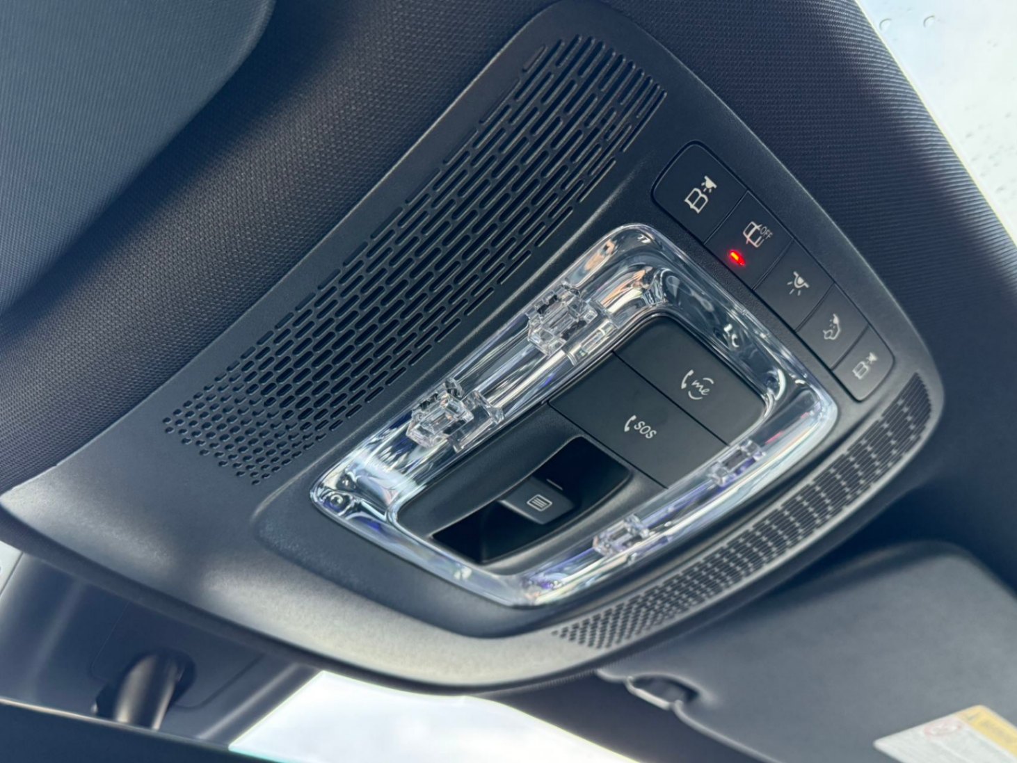/anycarmotor/2023-Mercedes-Benz-GLB-4651474277120684.jpg