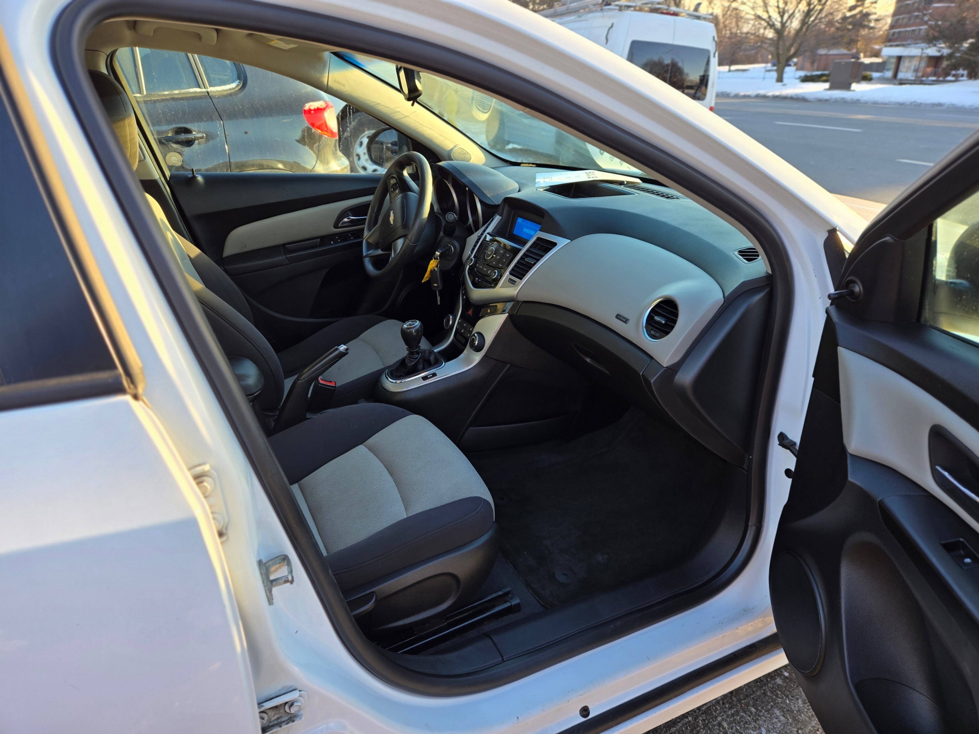 /artaautosales/2013-Chevrolet-Cruze-5576735864309212.jpg
