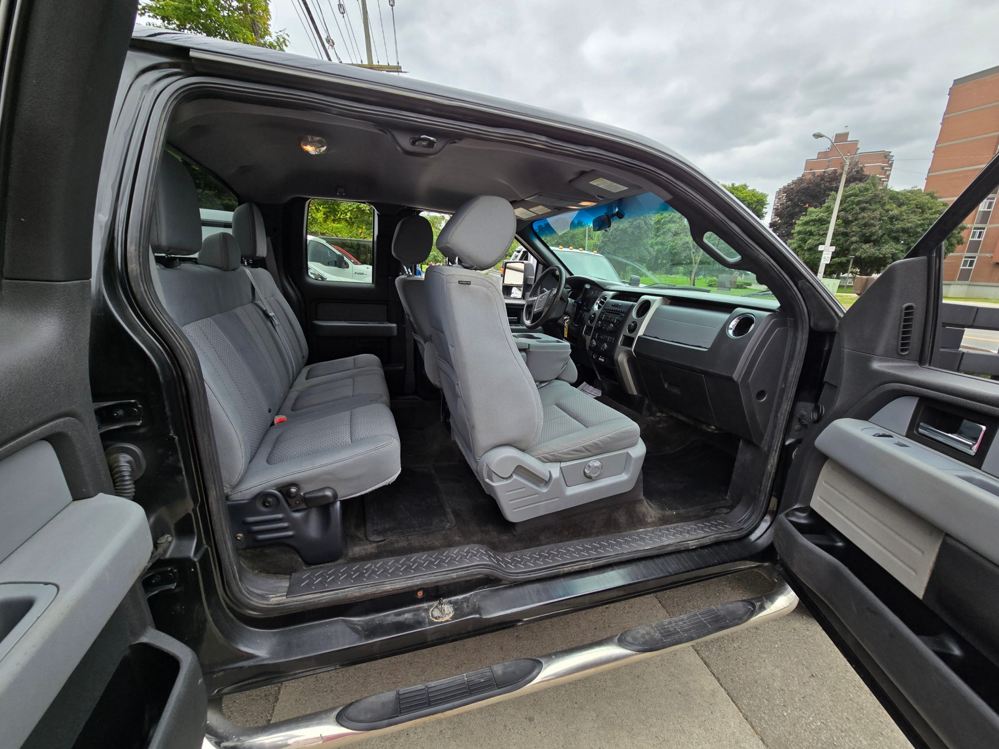 /artaautosales/2014-Ford-F-150-4161760485848507.jpg