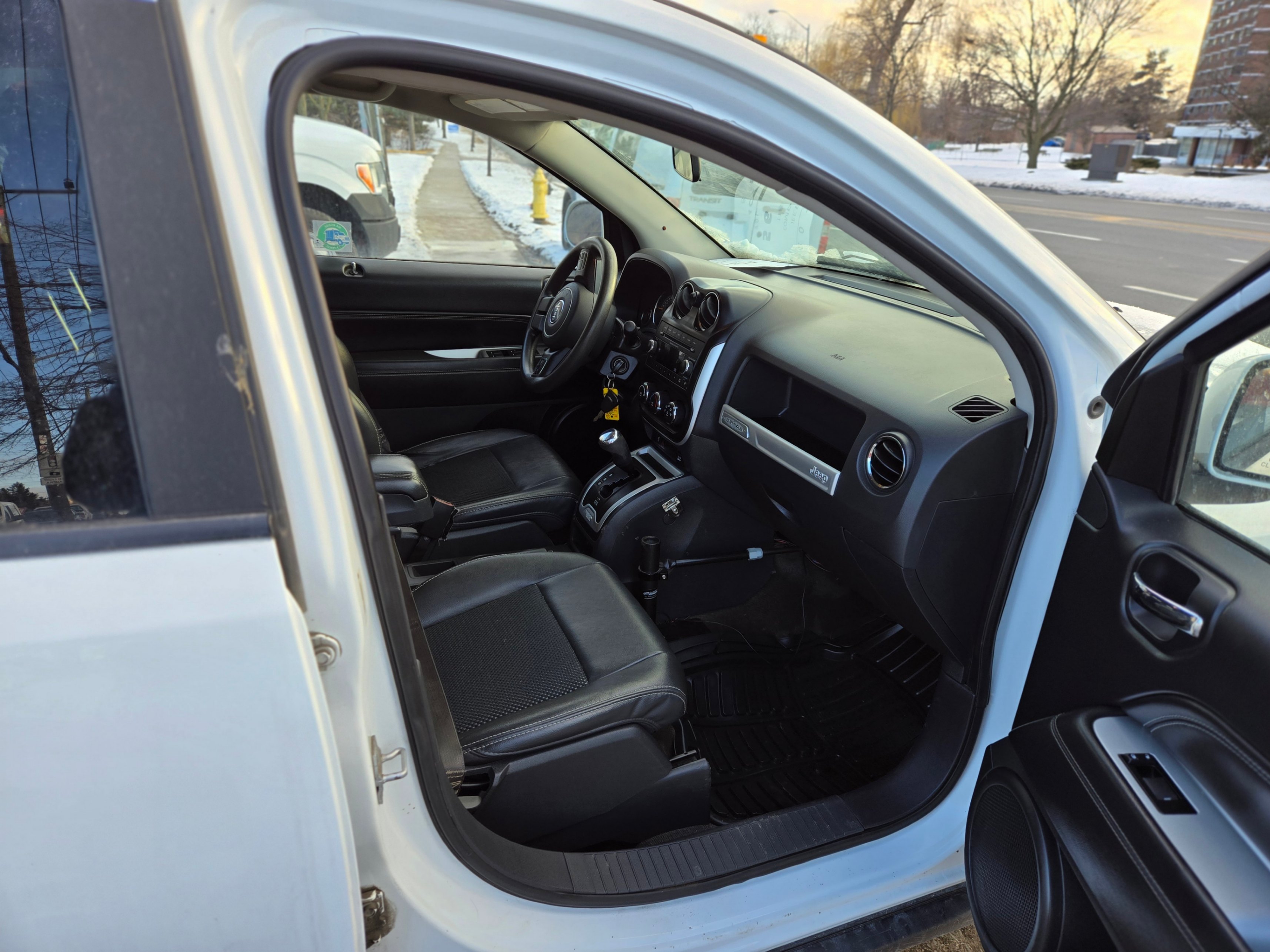 /artaautosales/2014-Jeep-Compass-4918897296950835.jpg