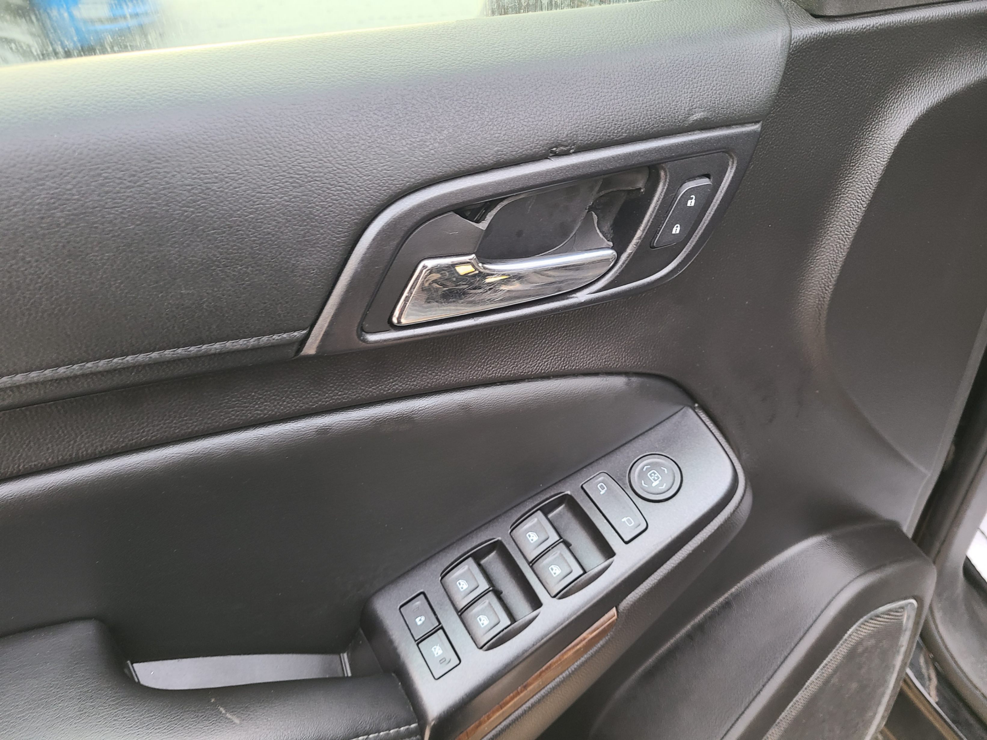 /artaautosales/2016-Chevrolet-Tahoe-6108347979609838.jpg