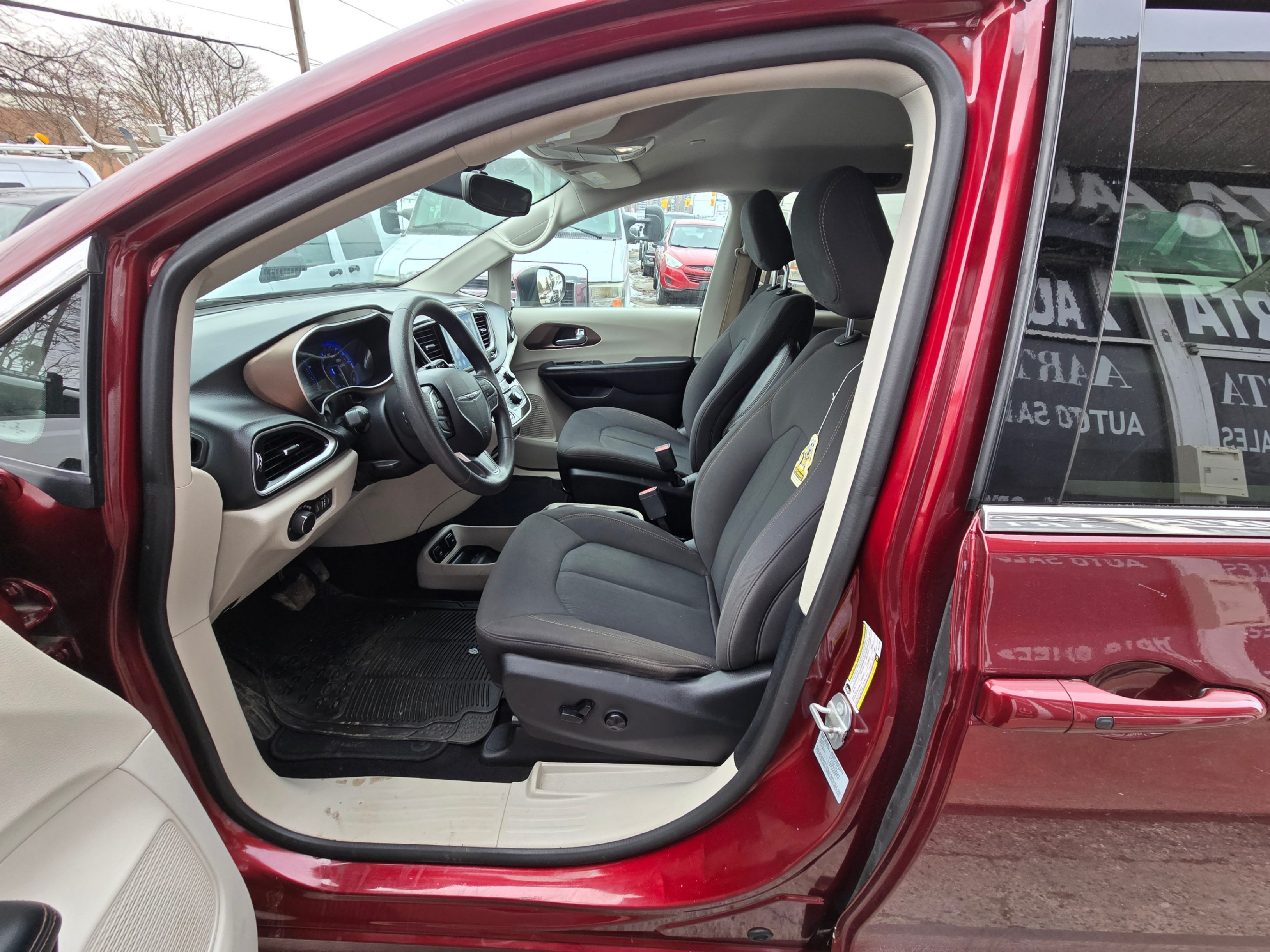 /artaautosales/2017-Chrysler-Pacifica-5346929288632529.jpg