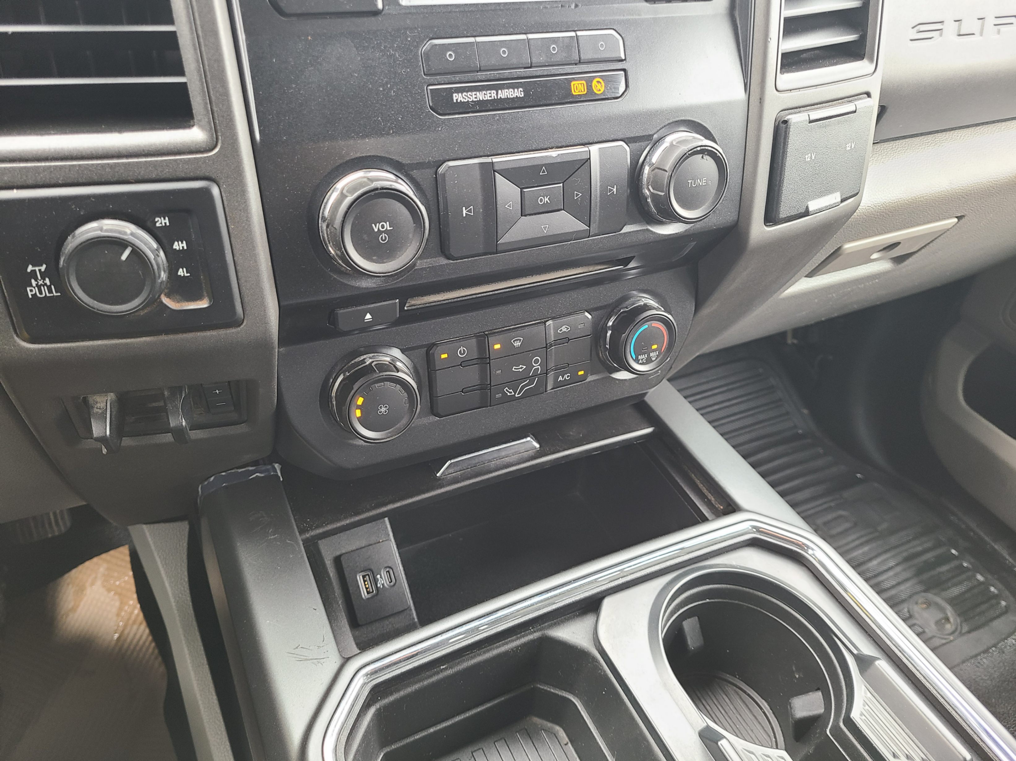/artaautosales/2017-Ford-SuperDuty-7705427778533573.jpg