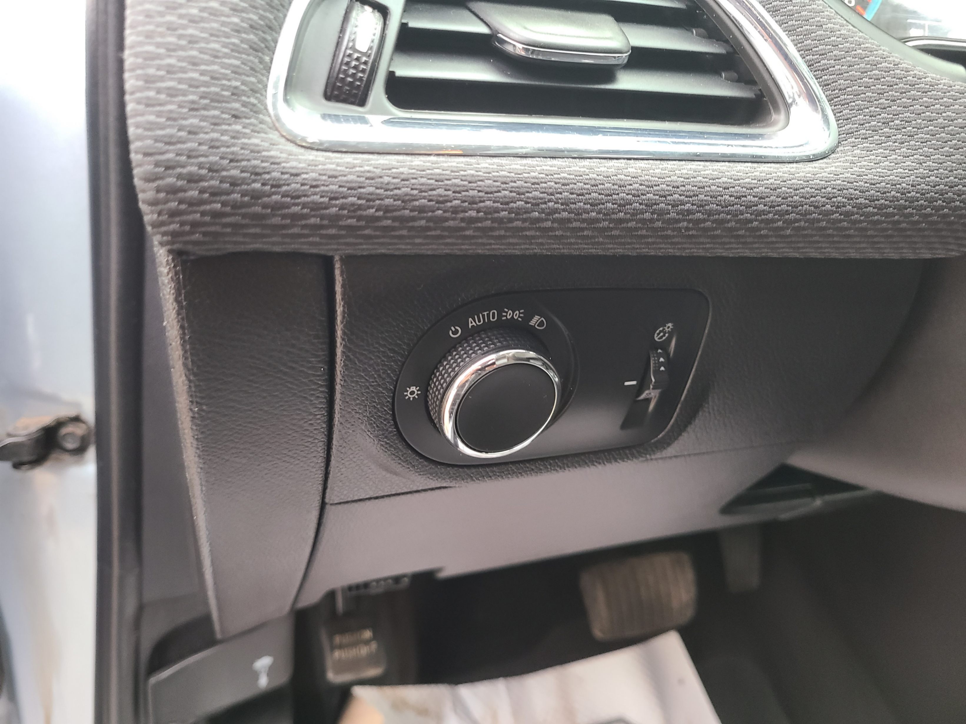 /artaautosales/2018-Chevrolet-Cruze-5928496307334223.jpg