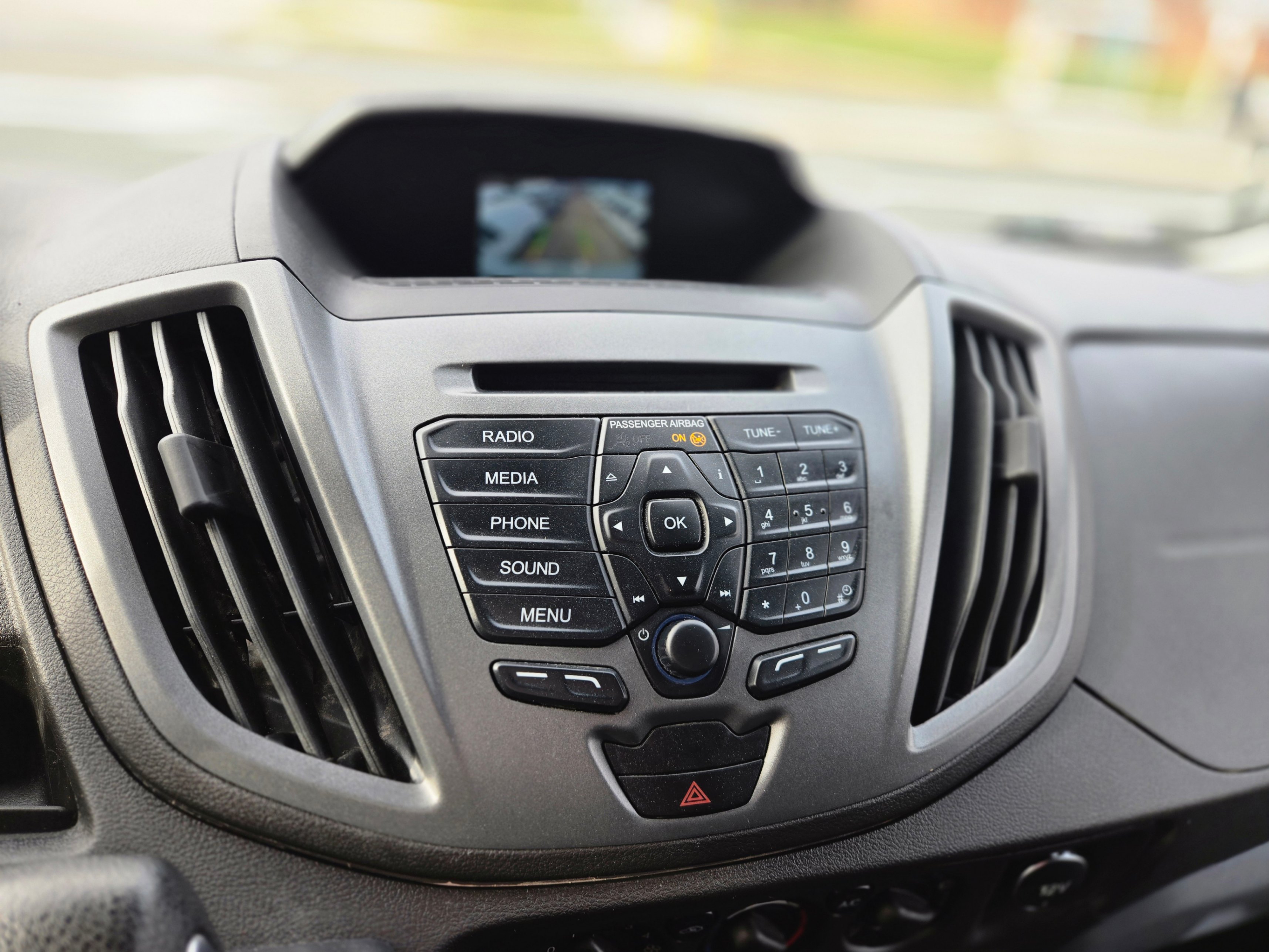 /artaautosales/2019-Ford-Transit-9834985947319572.jpg