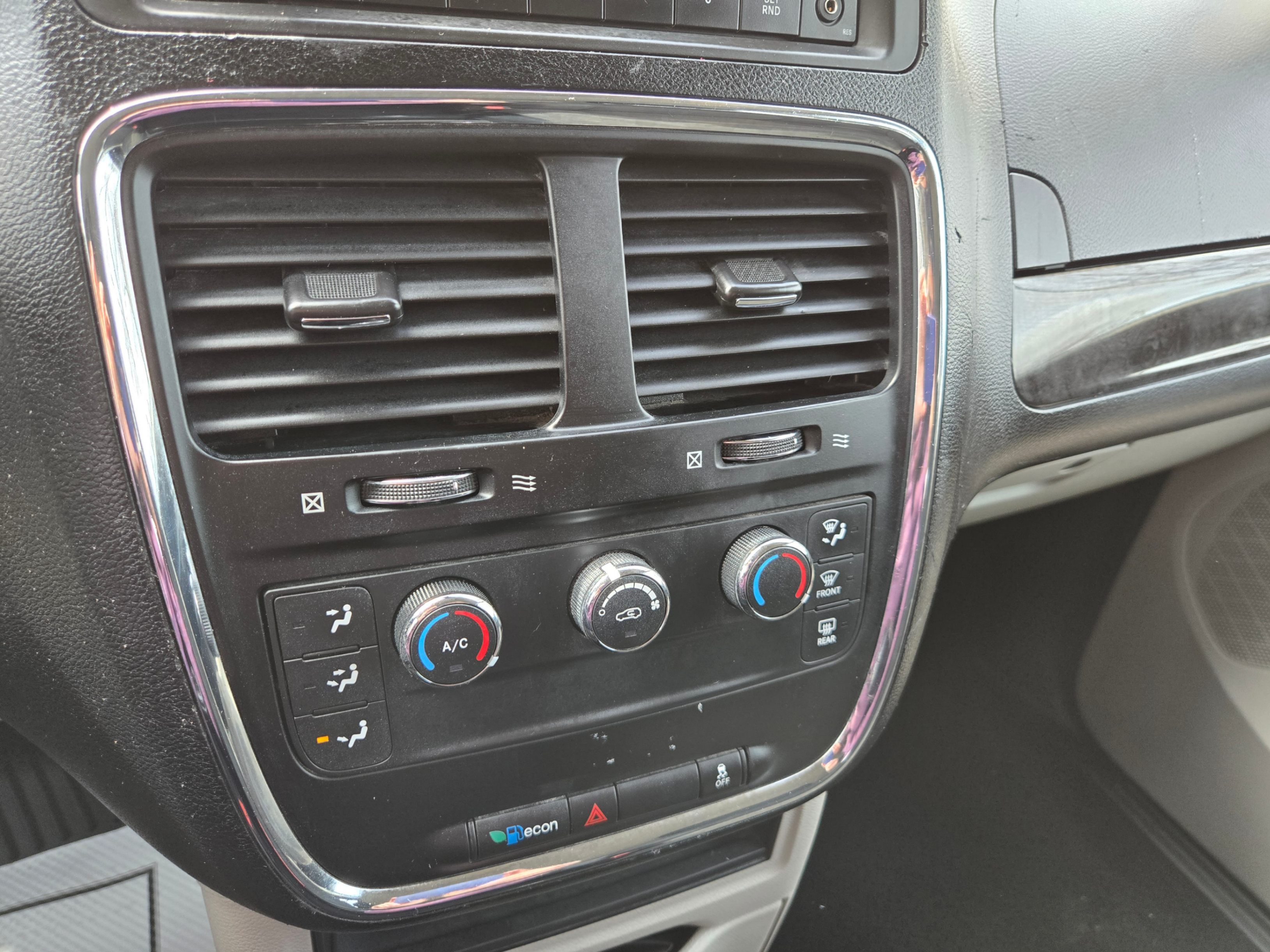 /artaautosales/2020-Dodge-GrandCaravan-0030329577485470605.jpg