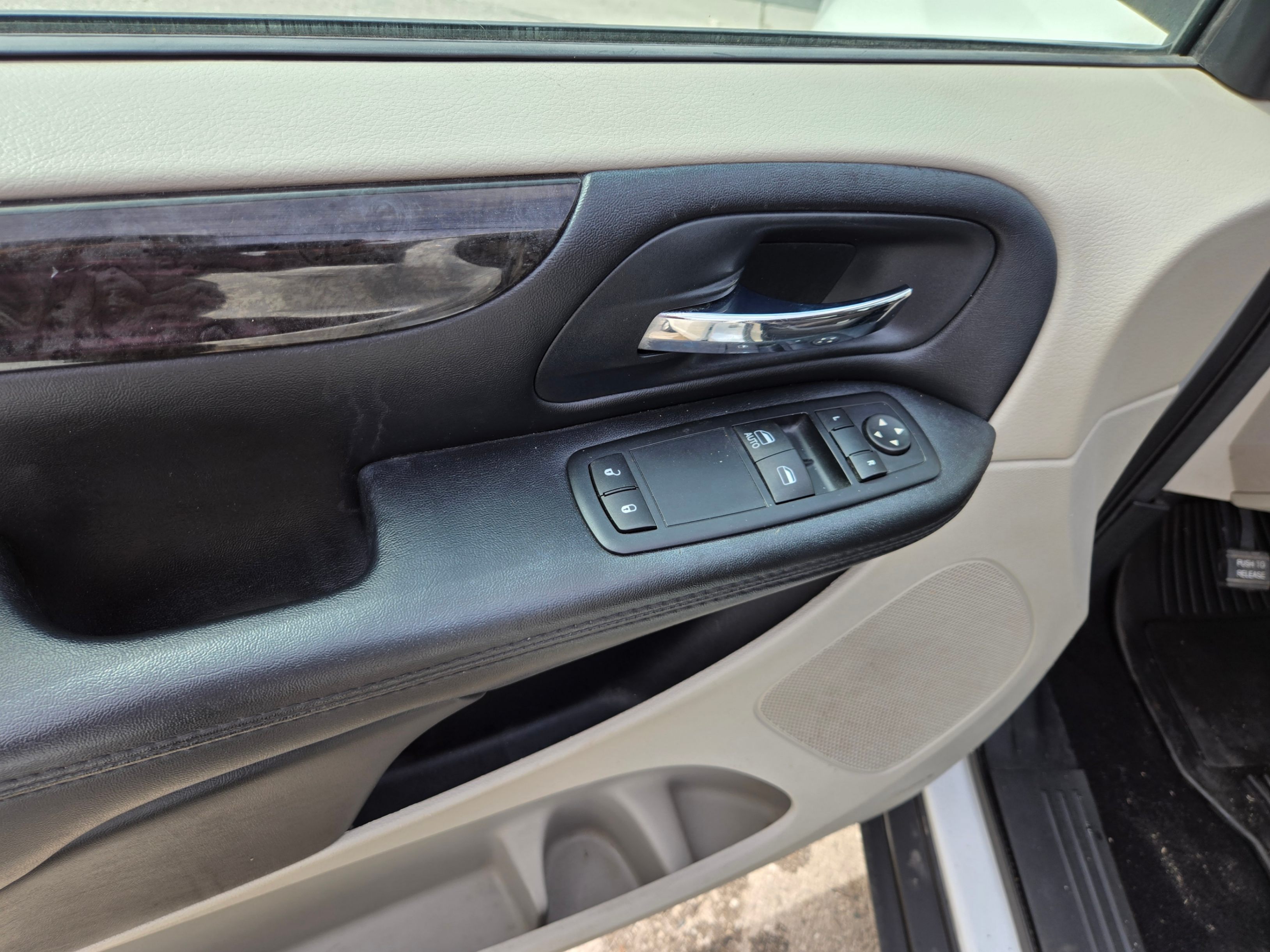 /artaautosales/2020-Dodge-GrandCaravan-5038603421023697.jpg