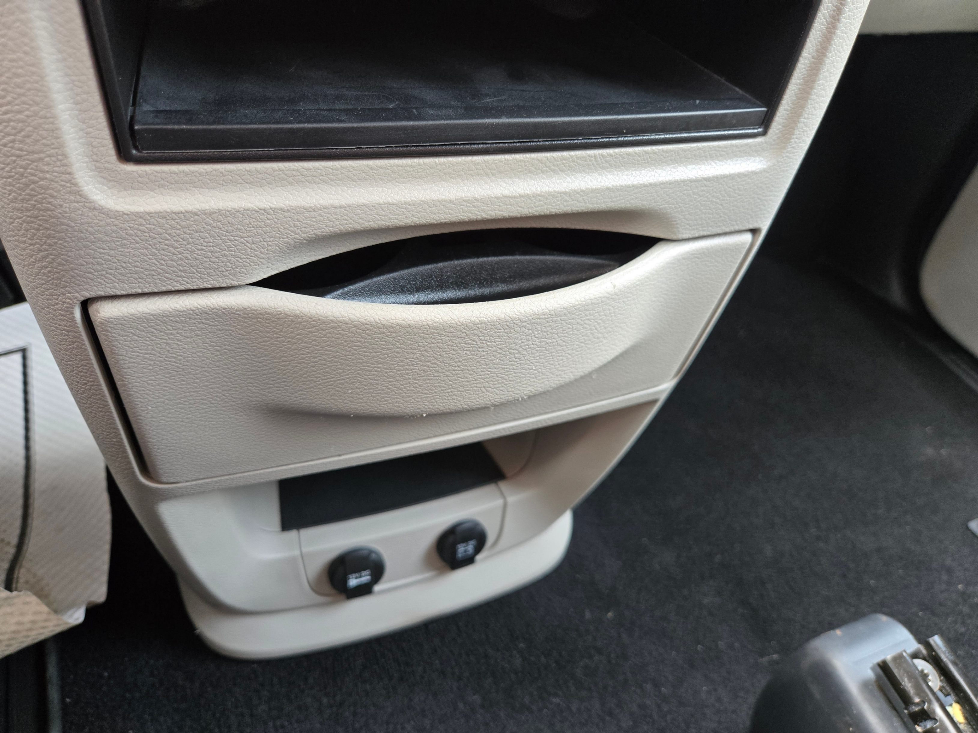 /artaautosales/2020-Dodge-GrandCaravan-7747863462424289.jpg