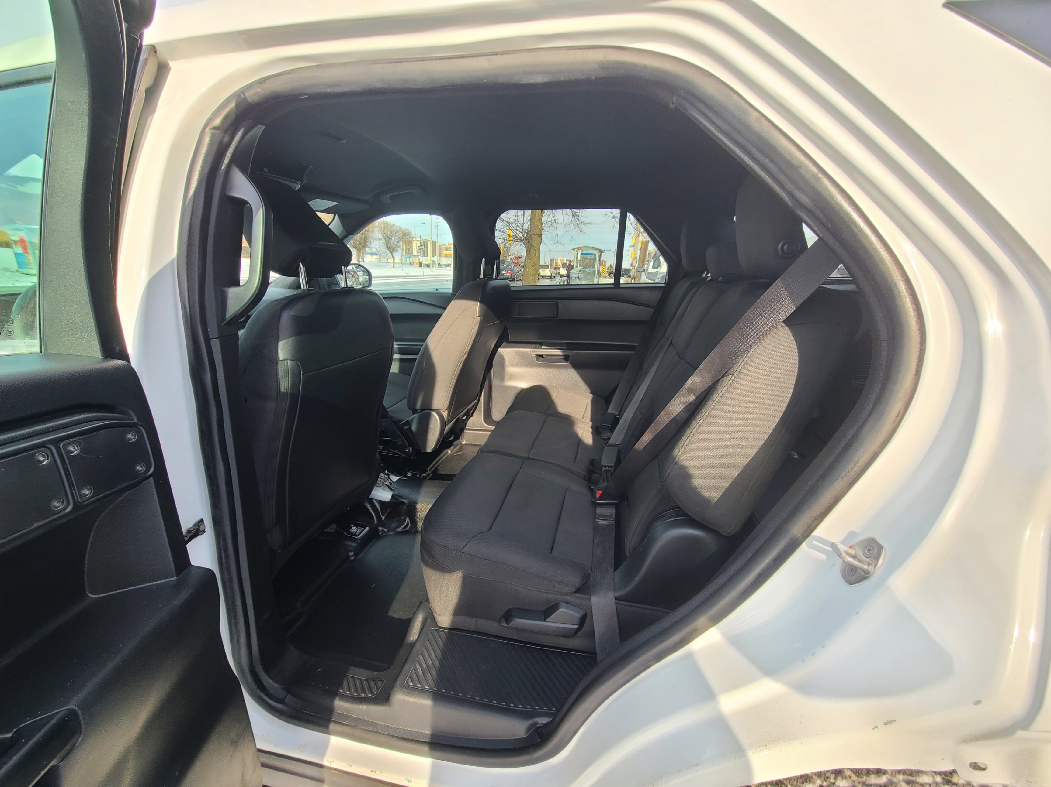 /artaautosales/2021-Ford-PoliceInterceptor-1435850734713897.jpg