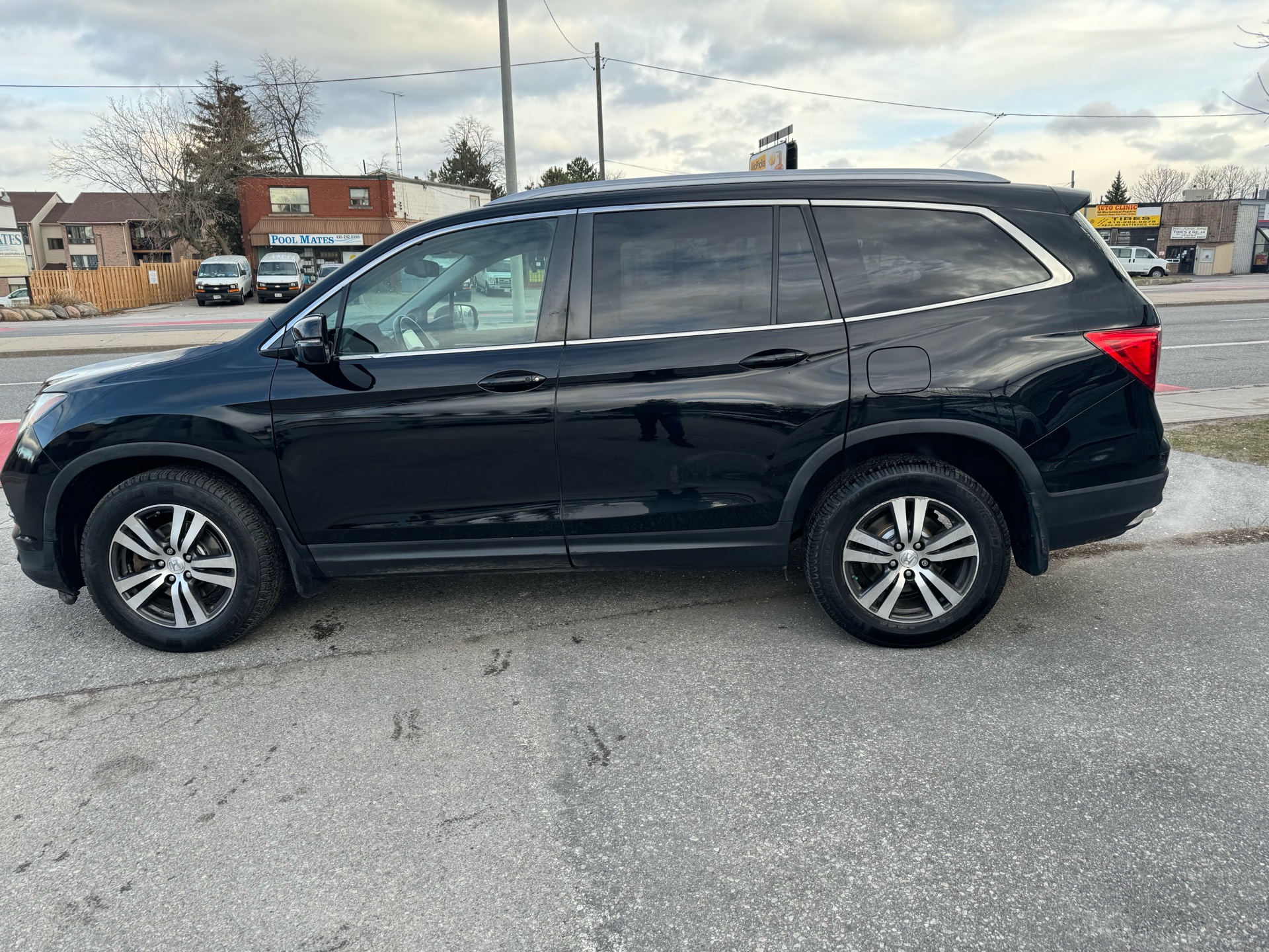 /aryaanmotors/2017-Honda-Pilot-9638069536342251.jpg