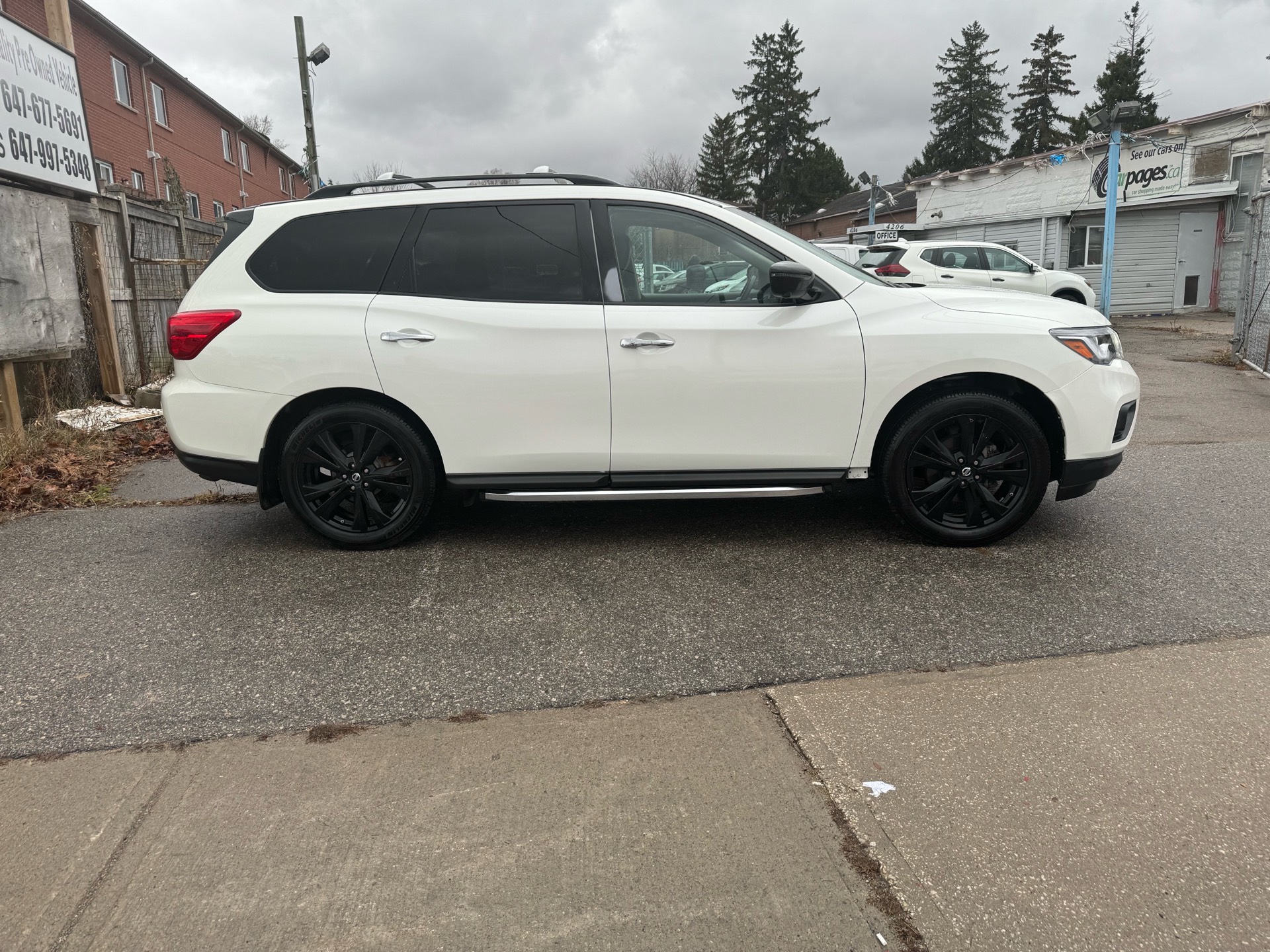 /aryaanmotors/2018-Nissan-Pathfinder-676076828514167.jpg