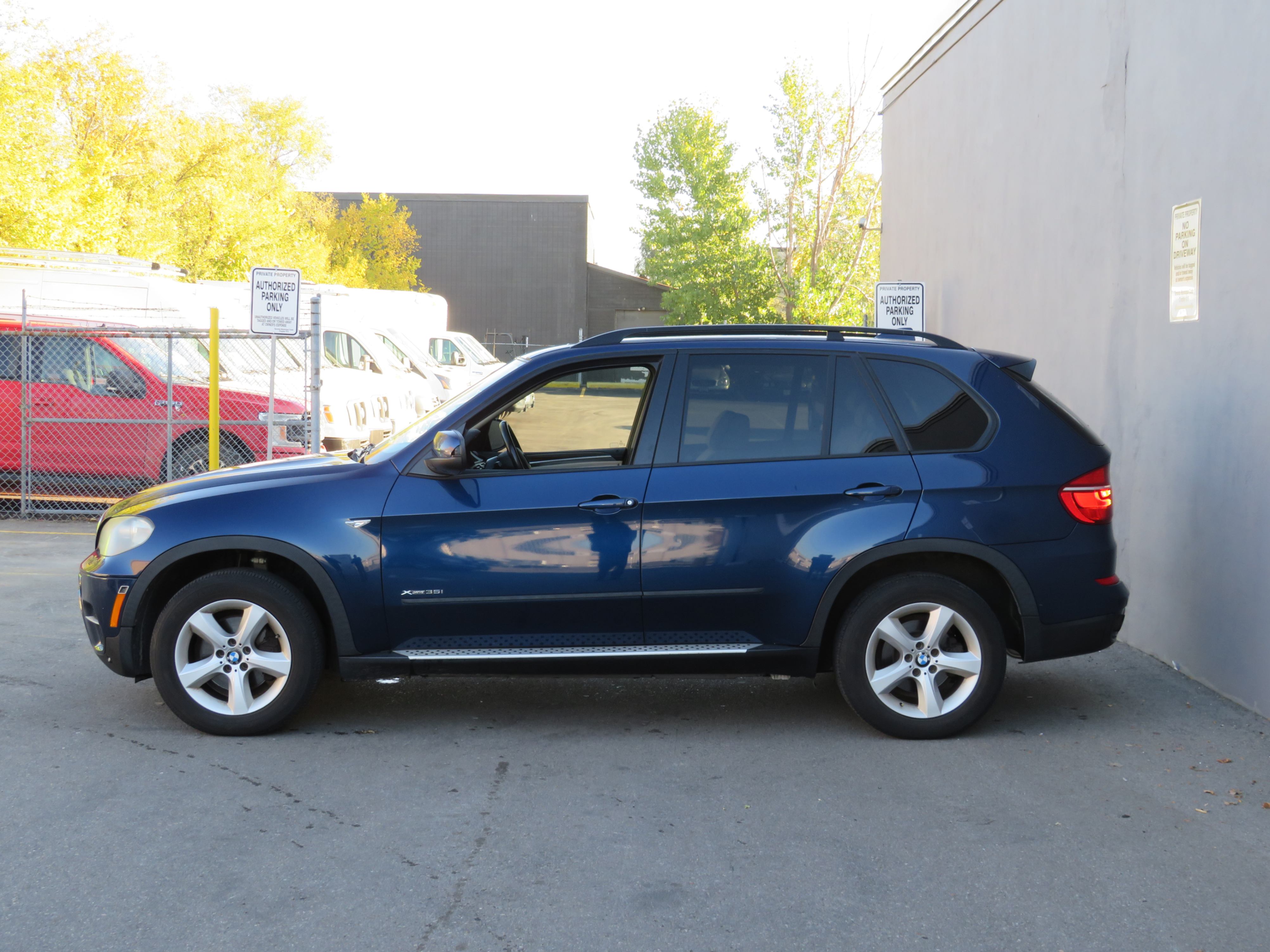 /aspireauto/2011-BMW-X5-837699599193408.jpg