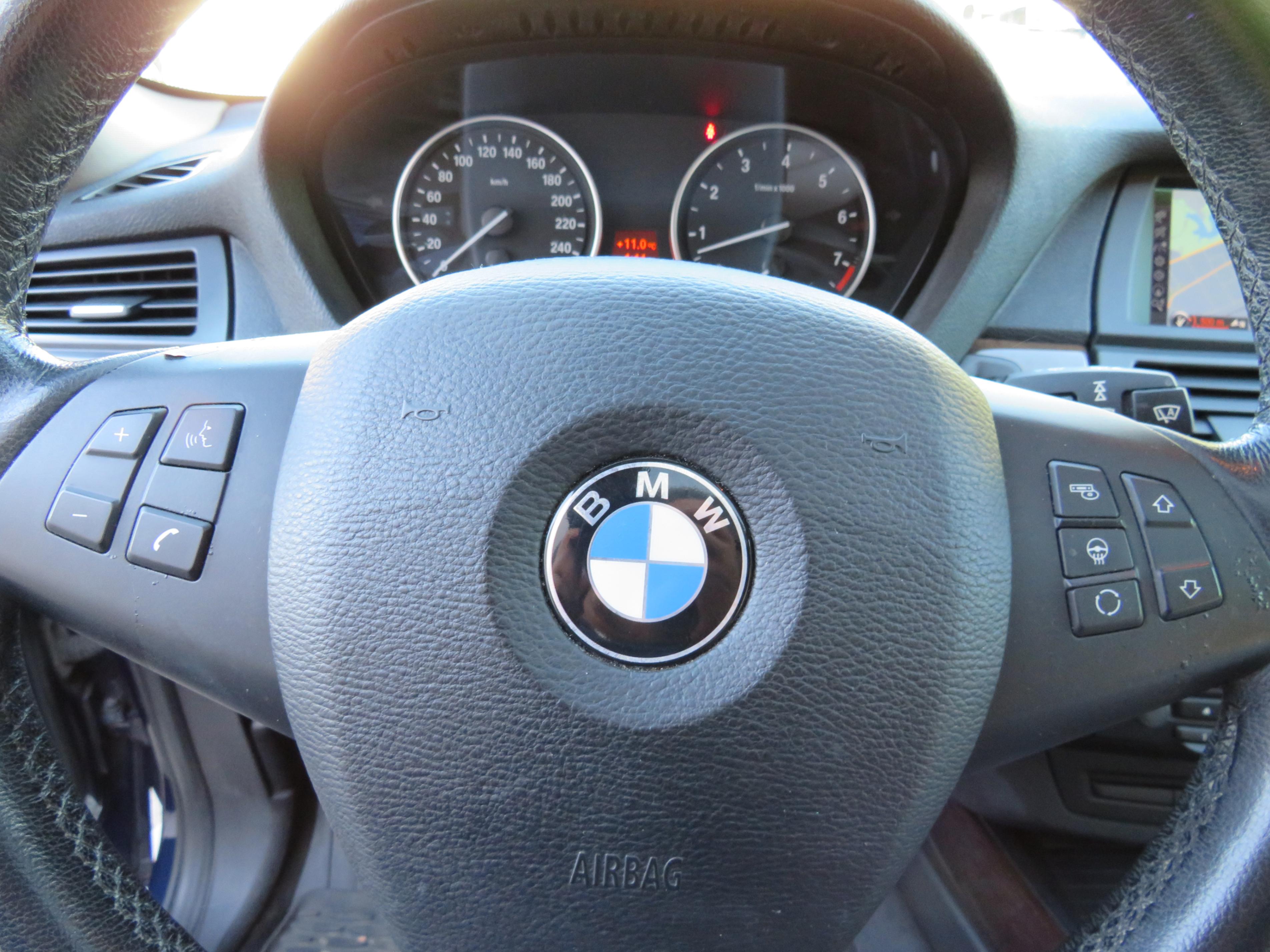 /aspireauto/2011-BMW-X5-8721917470617857.jpg