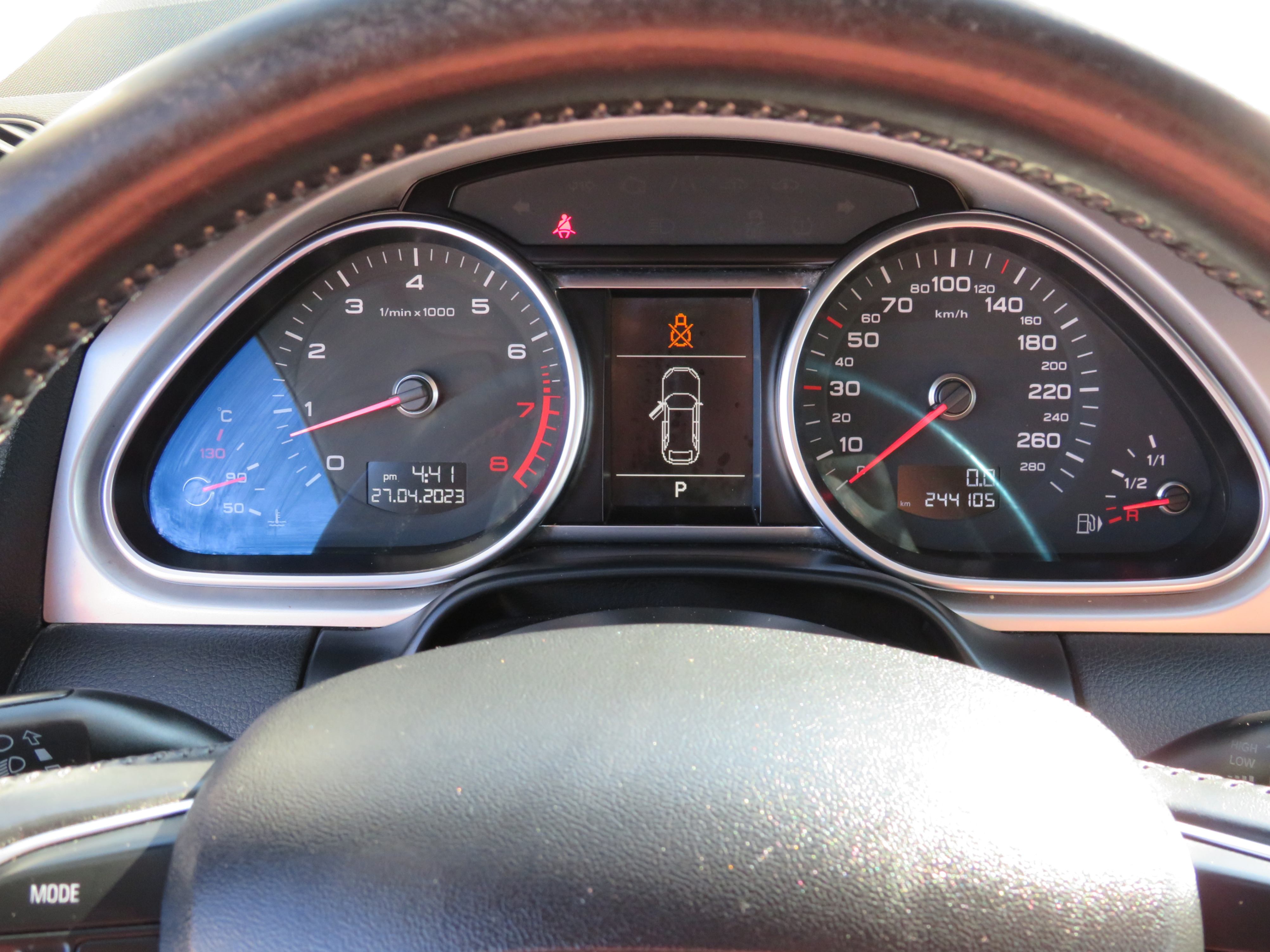 /aspireauto/2012-Audi-Q7-10803186859077618.jpg