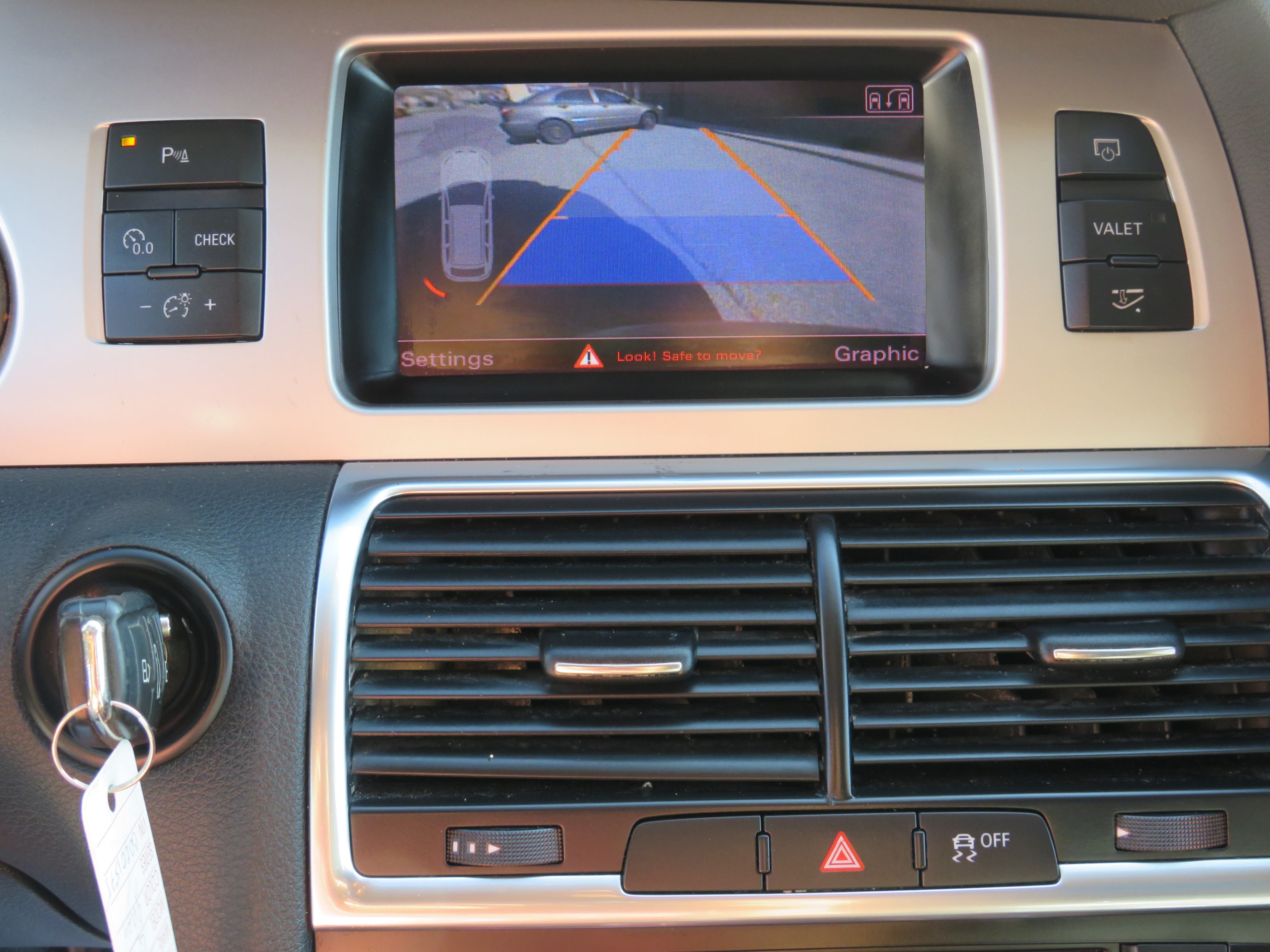 /aspireauto/2012-Audi-Q7-12715374812065305.jpg
