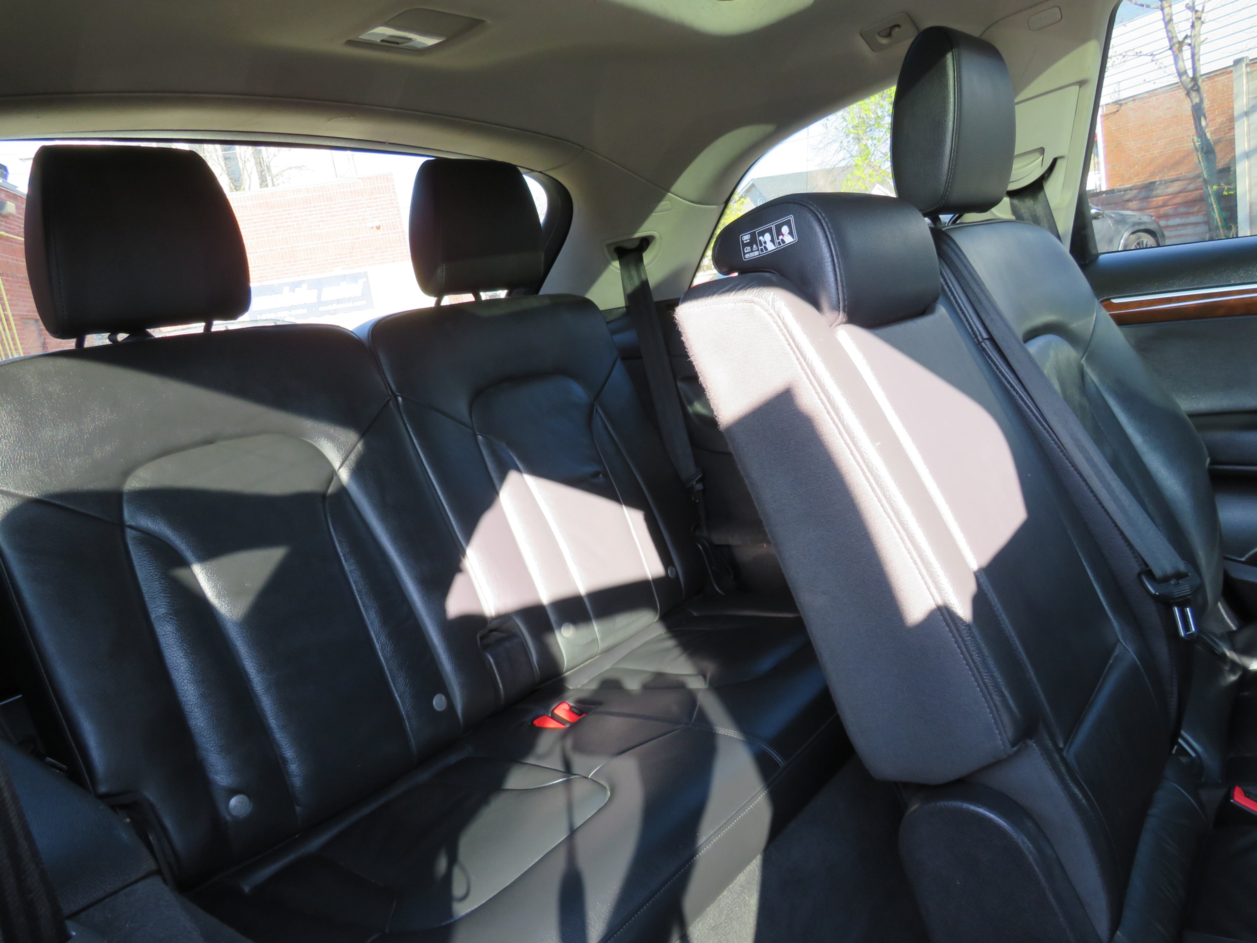 /aspireauto/2012-Audi-Q7-4084625534792097.jpg
