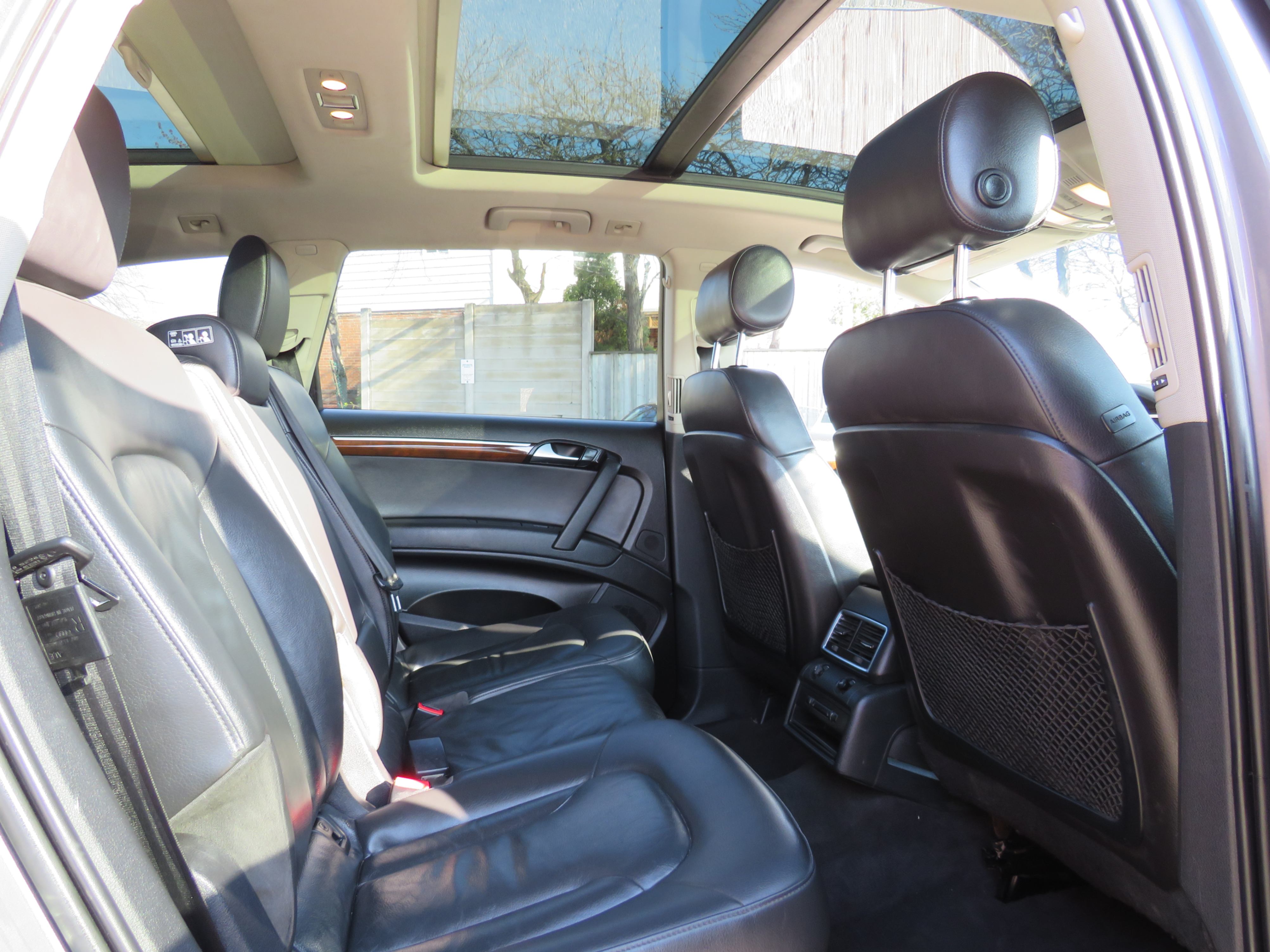 /aspireauto/2012-Audi-Q7-6156025780035488.jpg