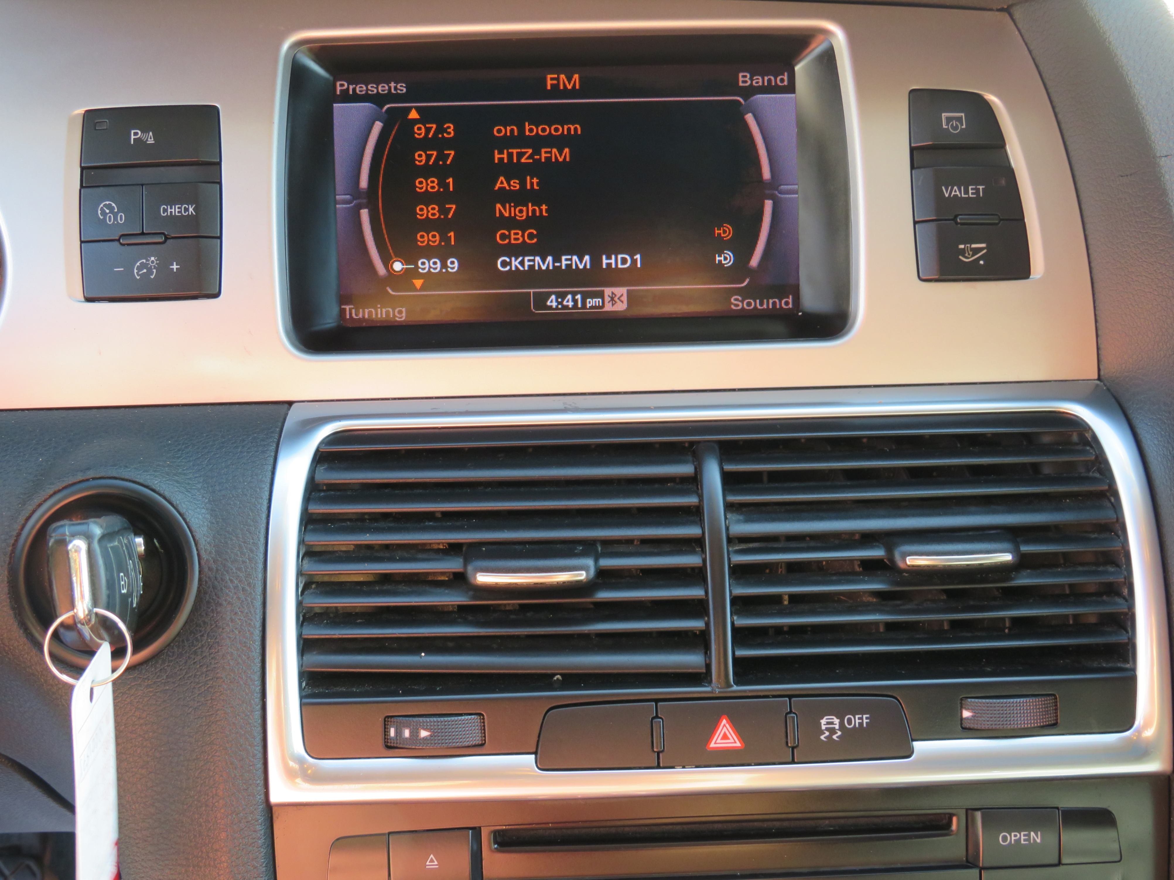 /aspireauto/2012-Audi-Q7-7888841471987262.jpg
