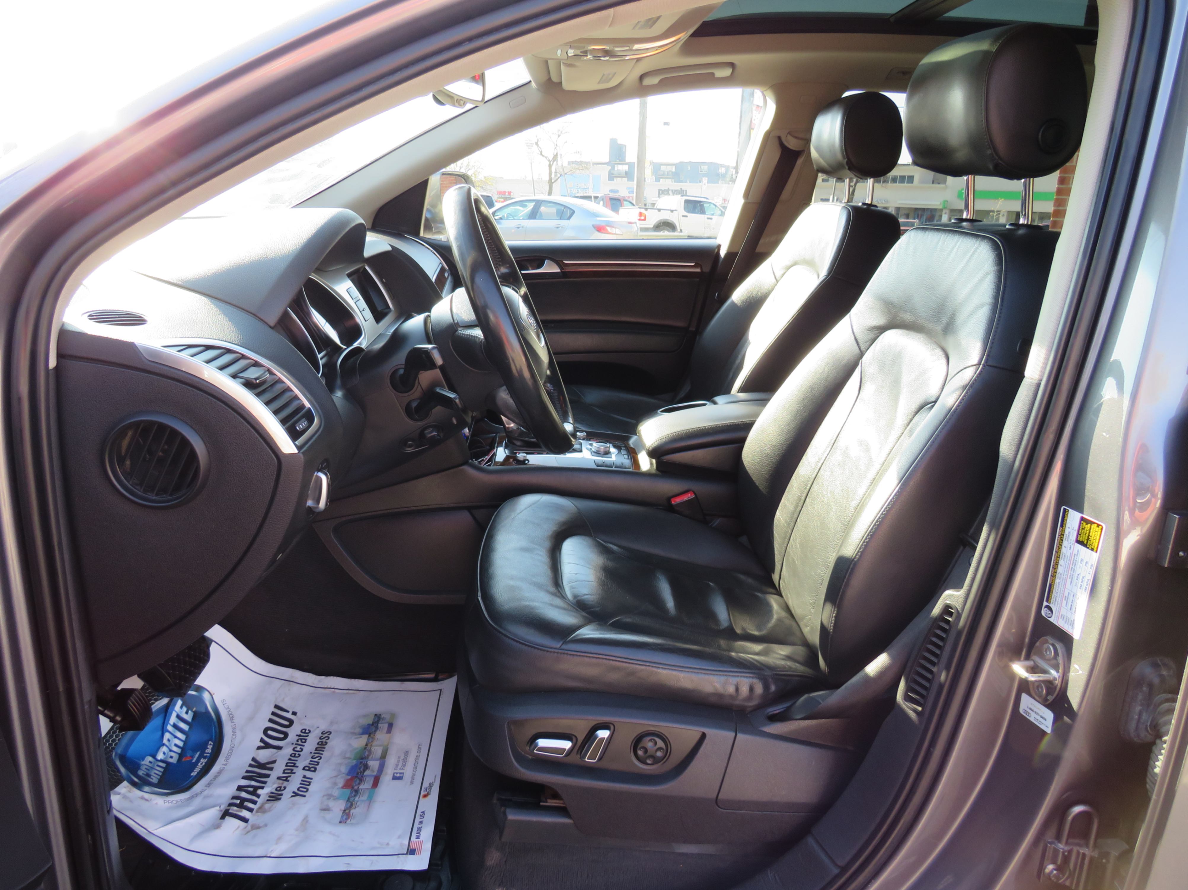 /aspireauto/2012-Audi-Q7-9787396903361401.jpg