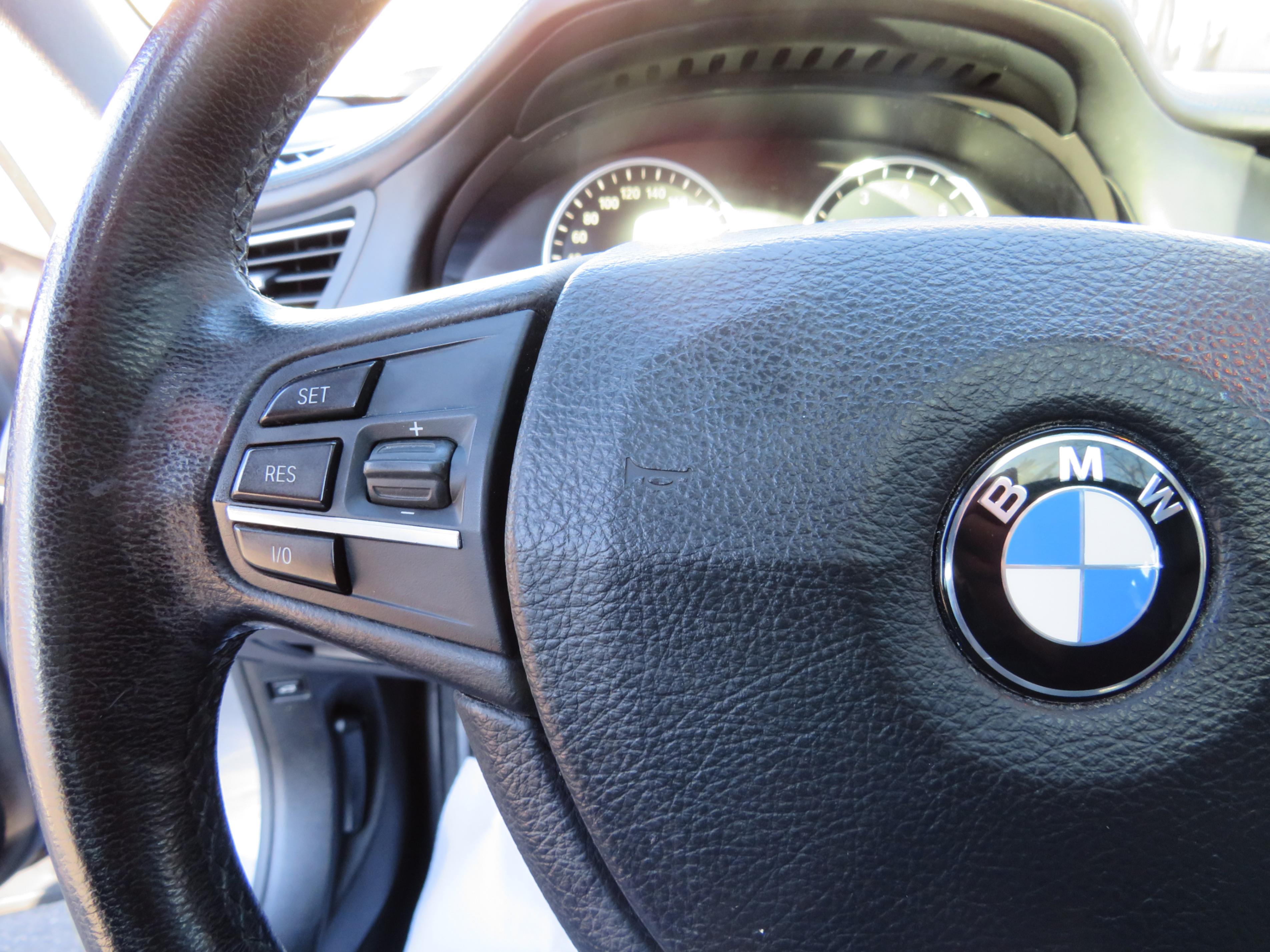 /aspireauto/2012-BMW-7Series-9086666925248759.jpg
