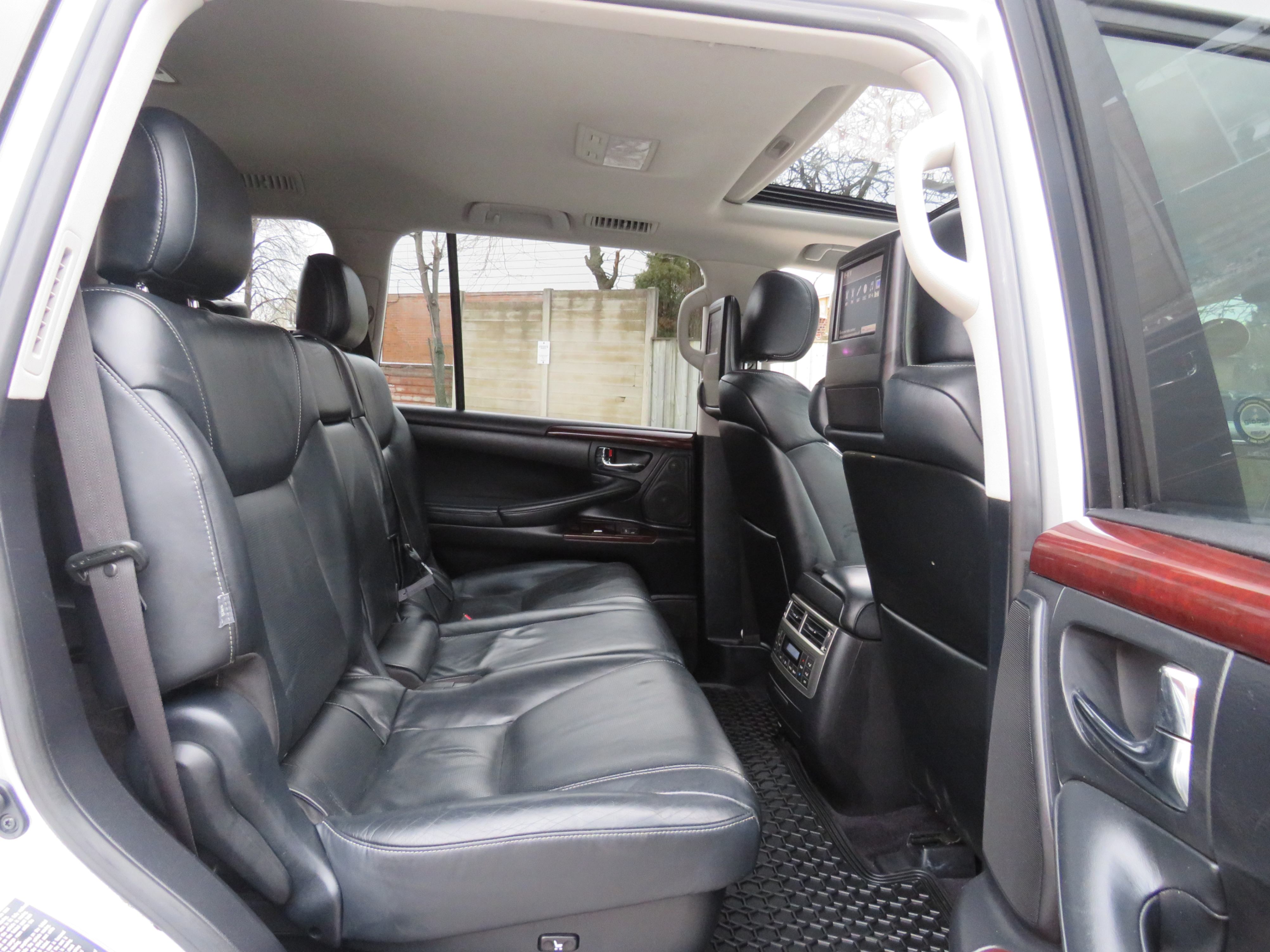 /aspireauto/2013-Lexus-LX570-24684863271697832.jpg