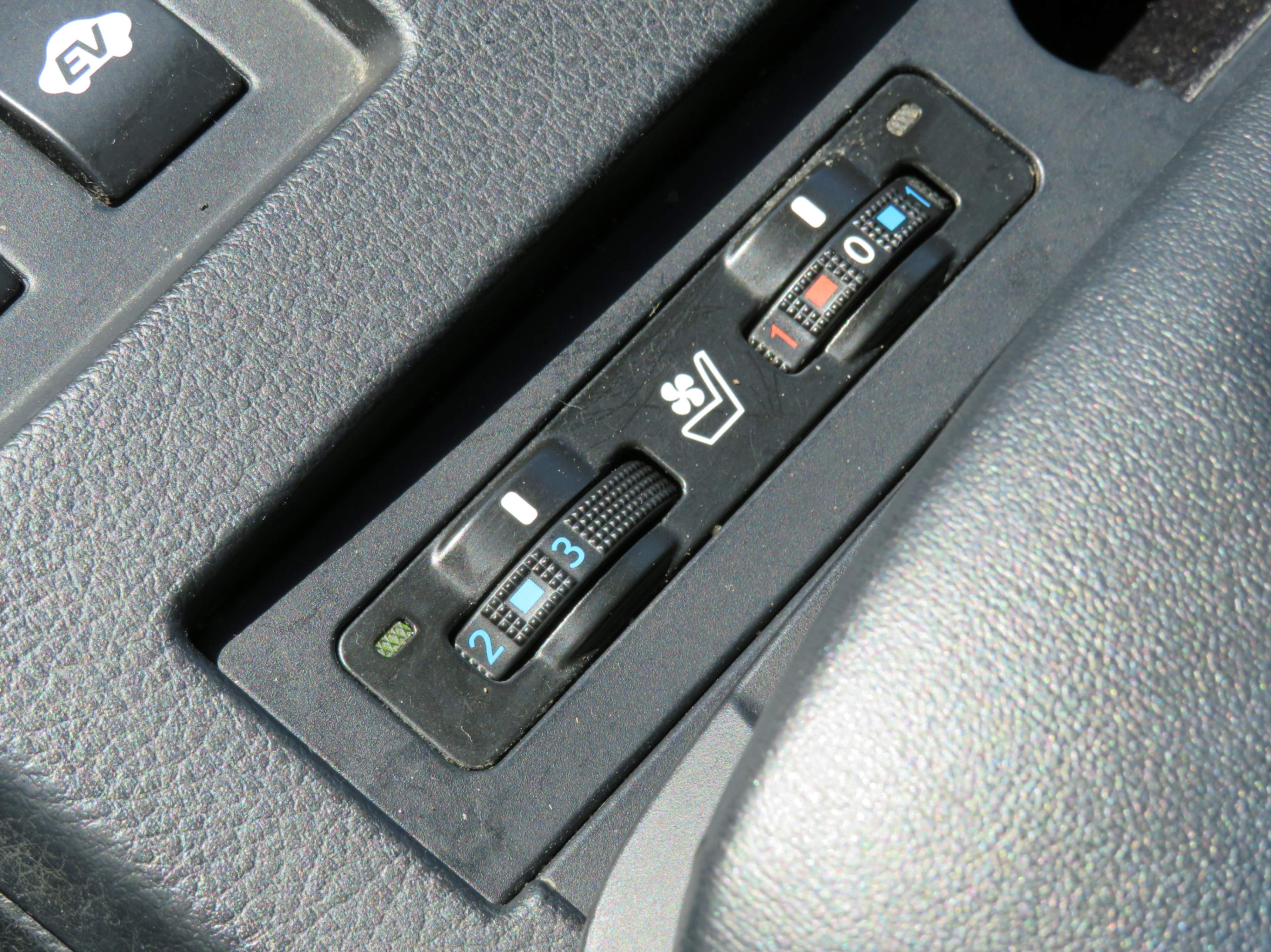/aspireauto/2013-Lexus-RX450h-6037821480922358.jpg