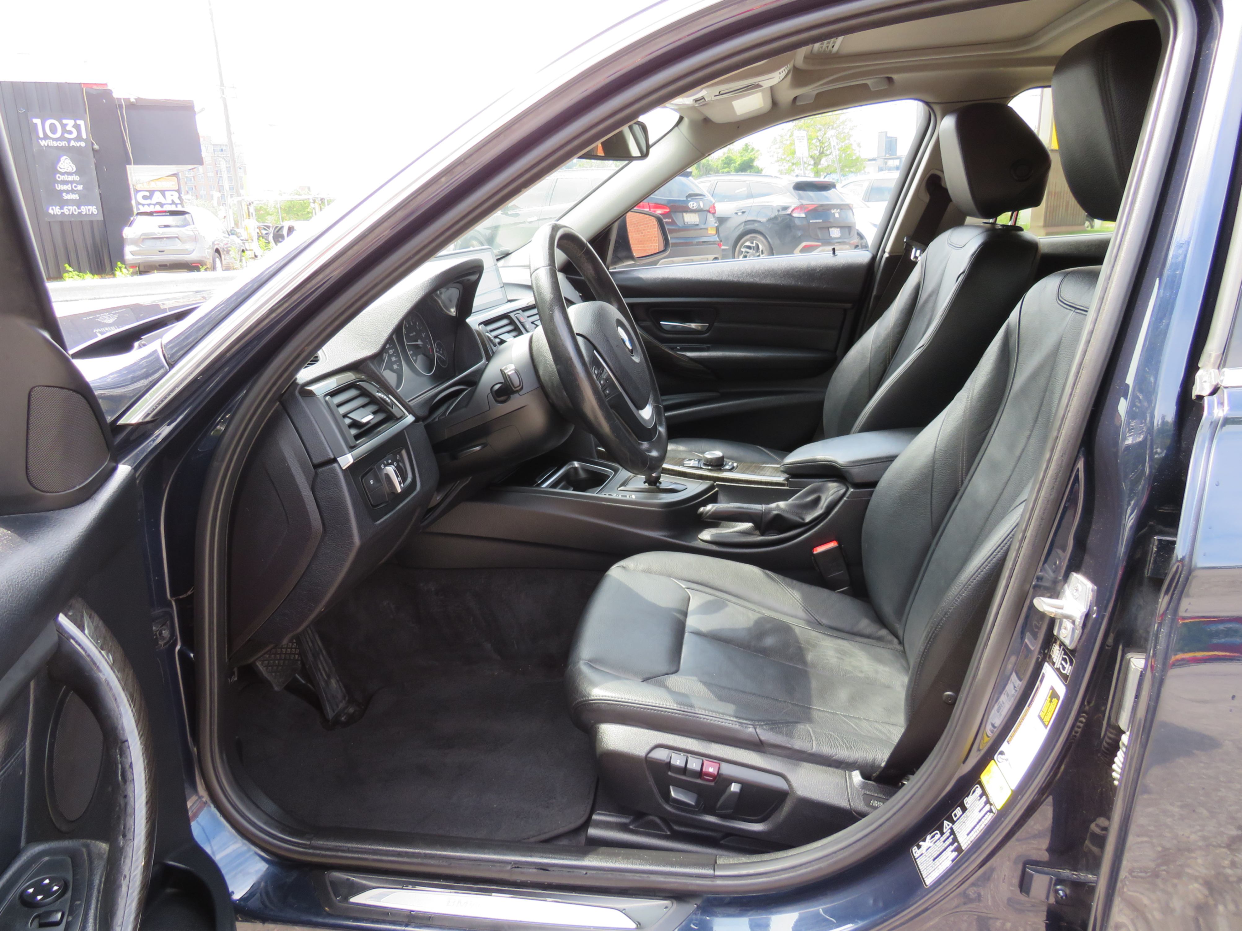 /aspireauto/2014-BMW-3Series-3252490456741417.jpg