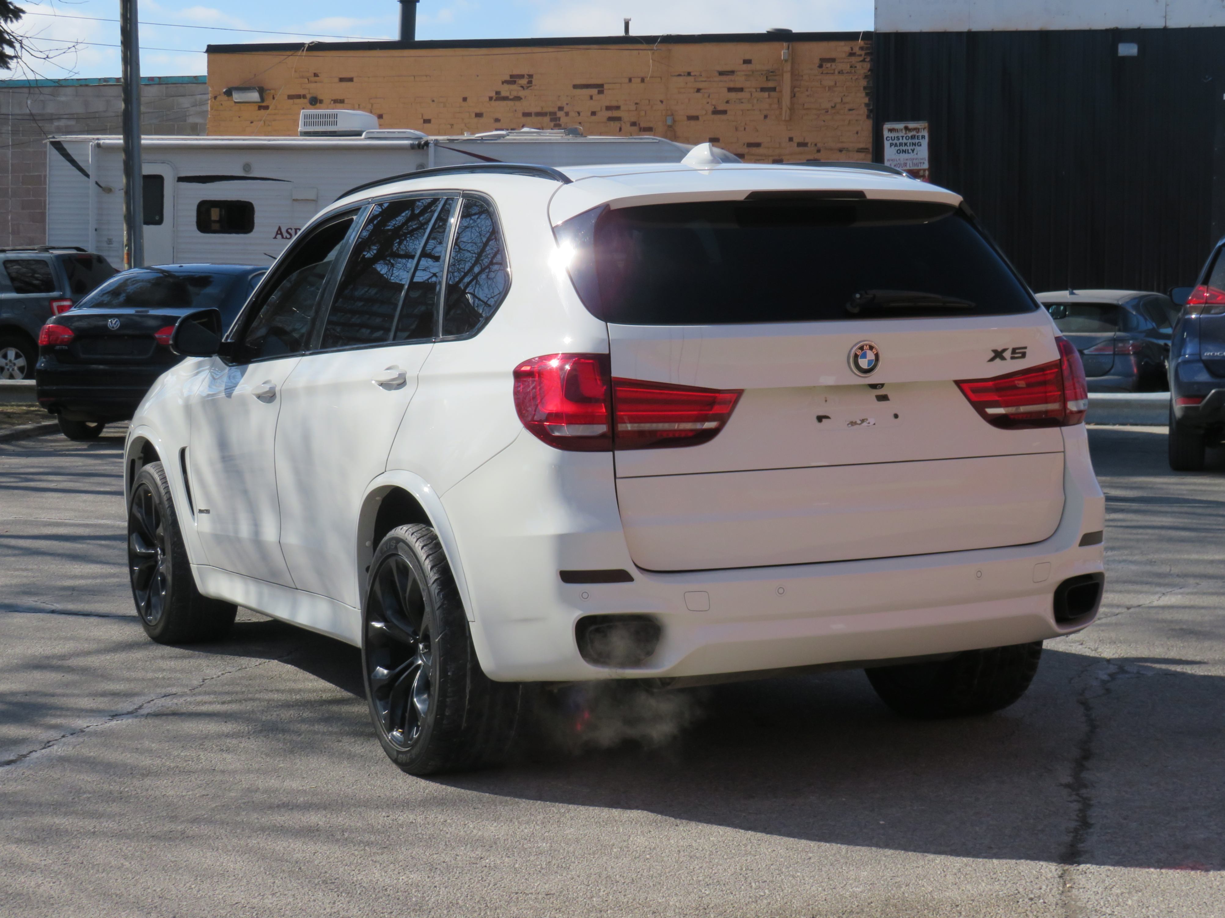 /aspireauto/2014-BMW-X5-06034068167454243.jpg