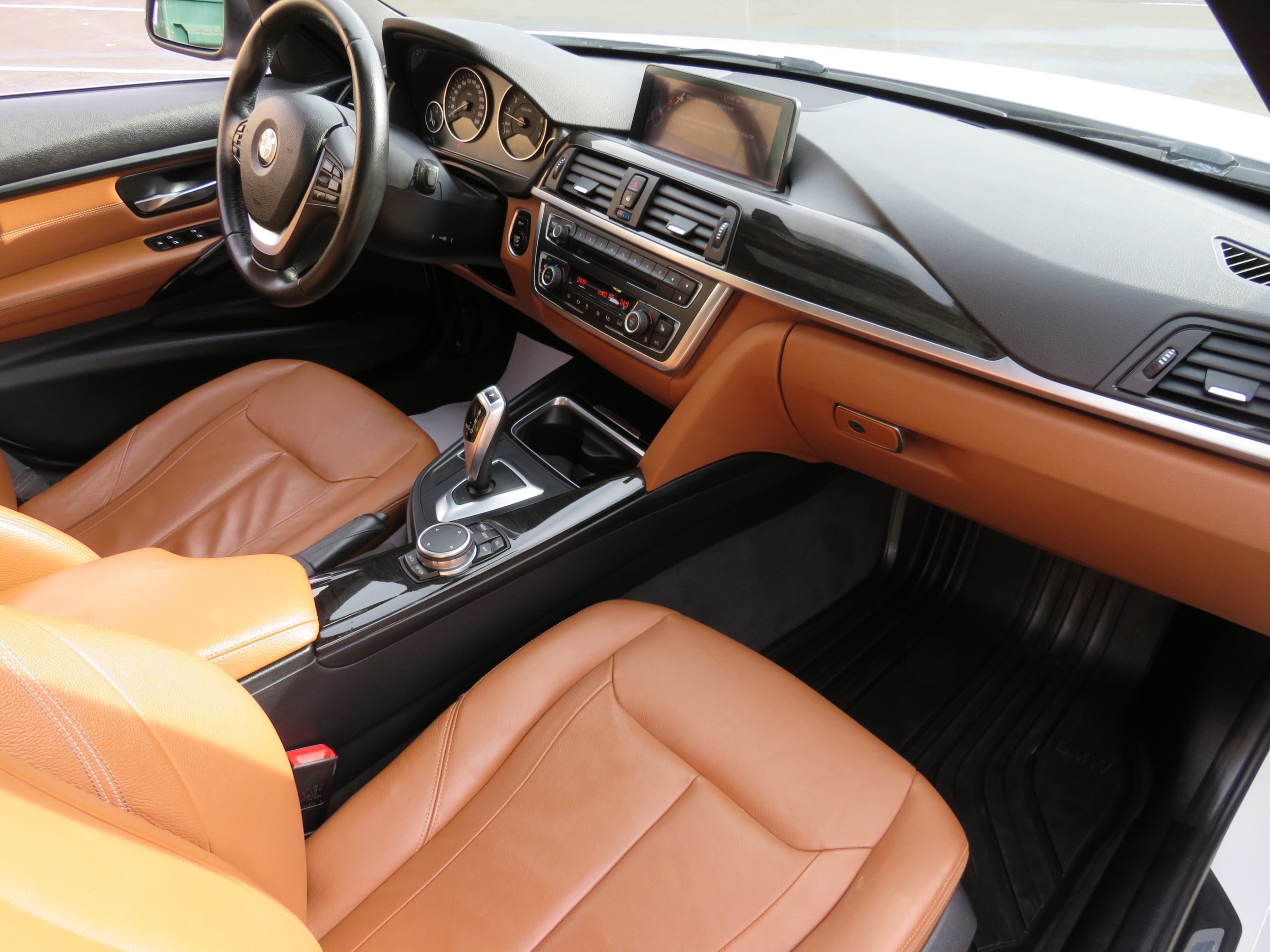 /aspireauto/2015-BMW-3Series-22245325410034722.jpg